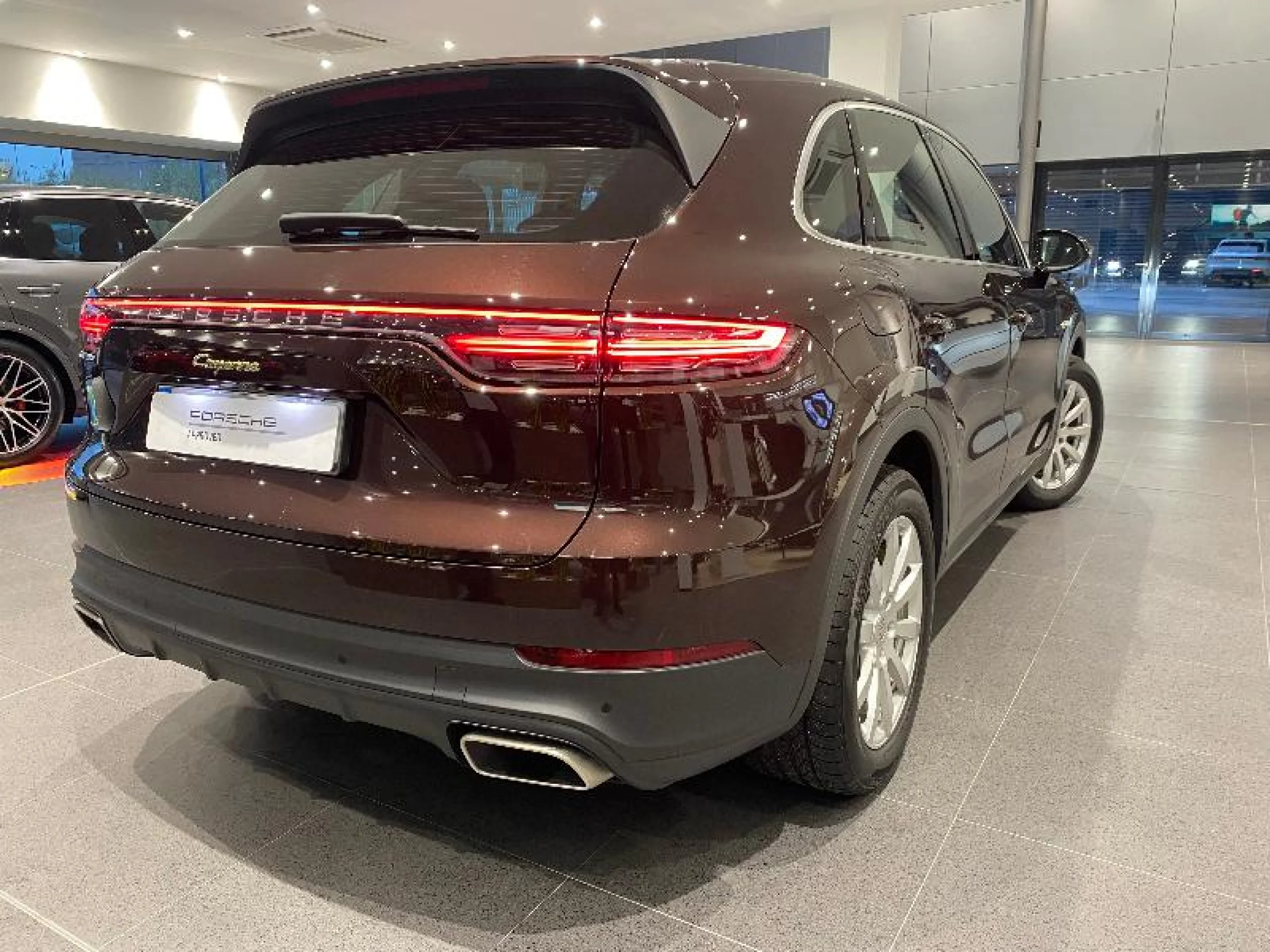 PORSCHE CAYENNE E HYBRID - Foto 10