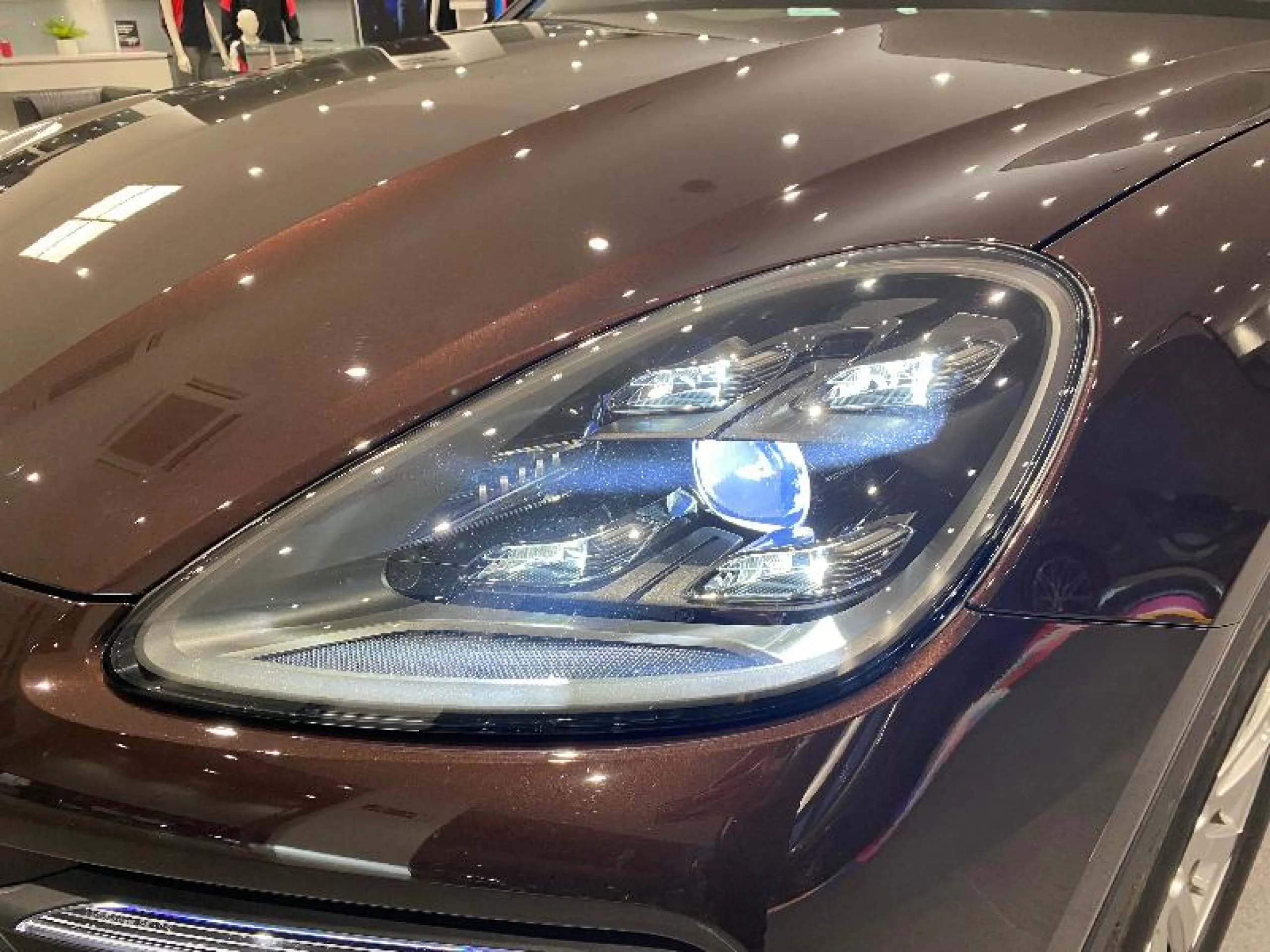 PORSCHE CAYENNE E HYBRID - Foto 18