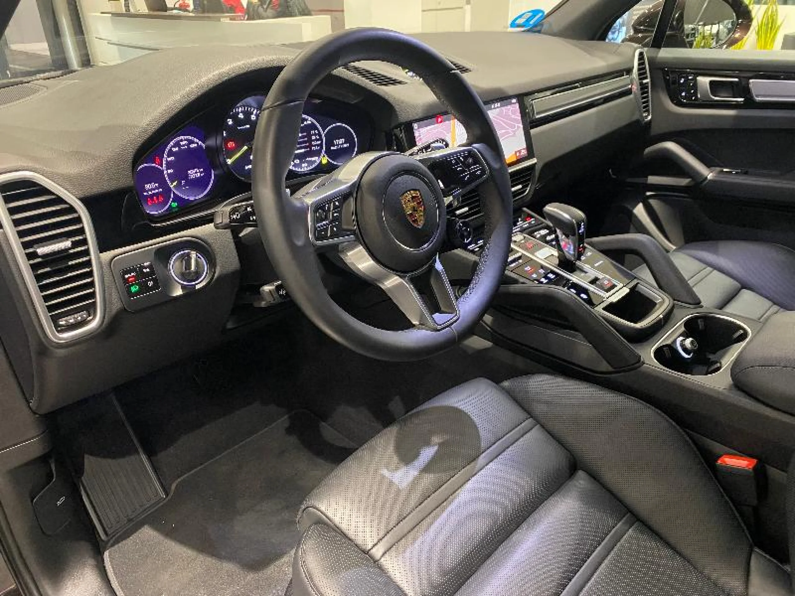 PORSCHE CAYENNE E HYBRID - Foto 24