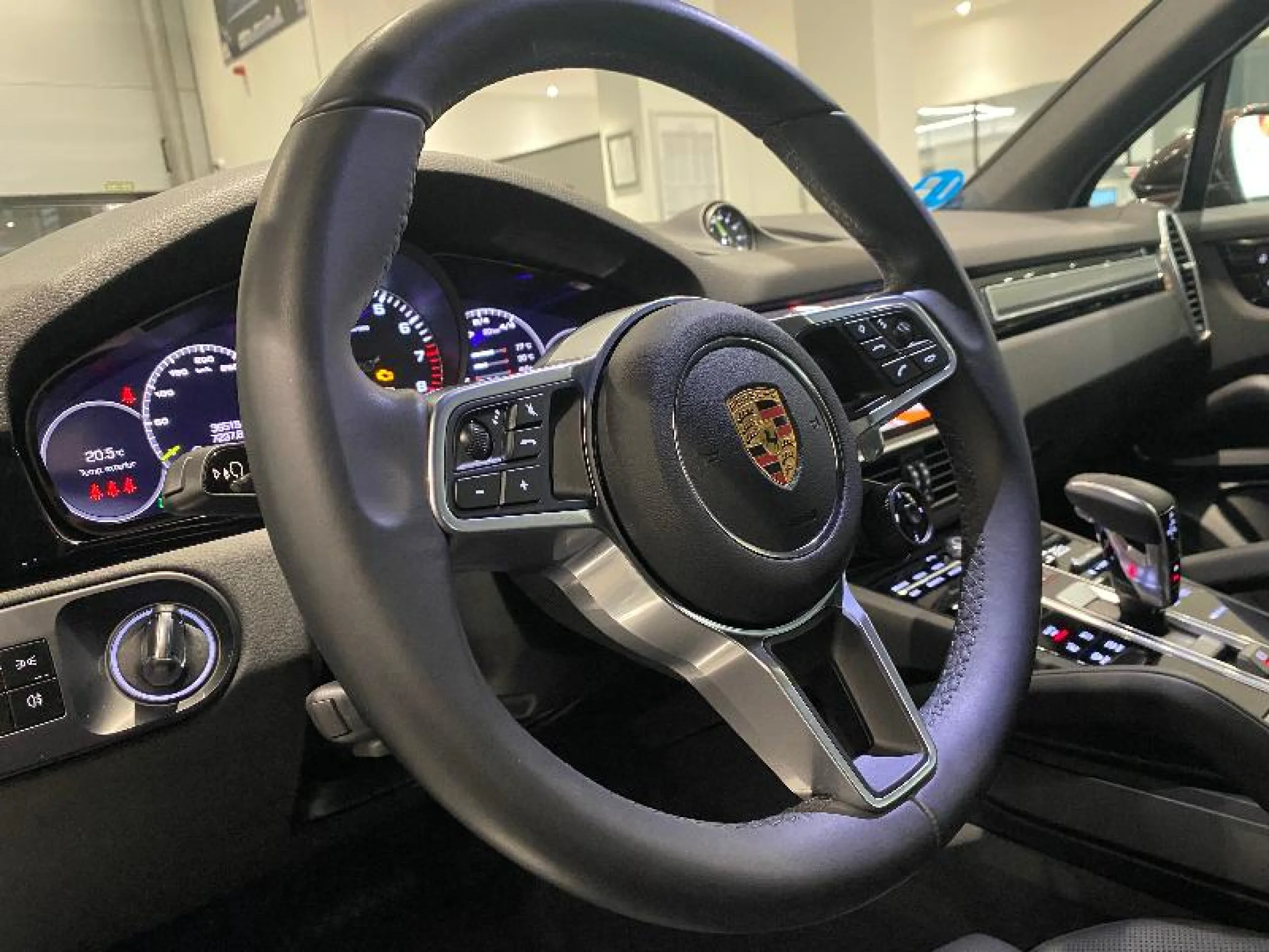 PORSCHE CAYENNE E HYBRID - Foto 33