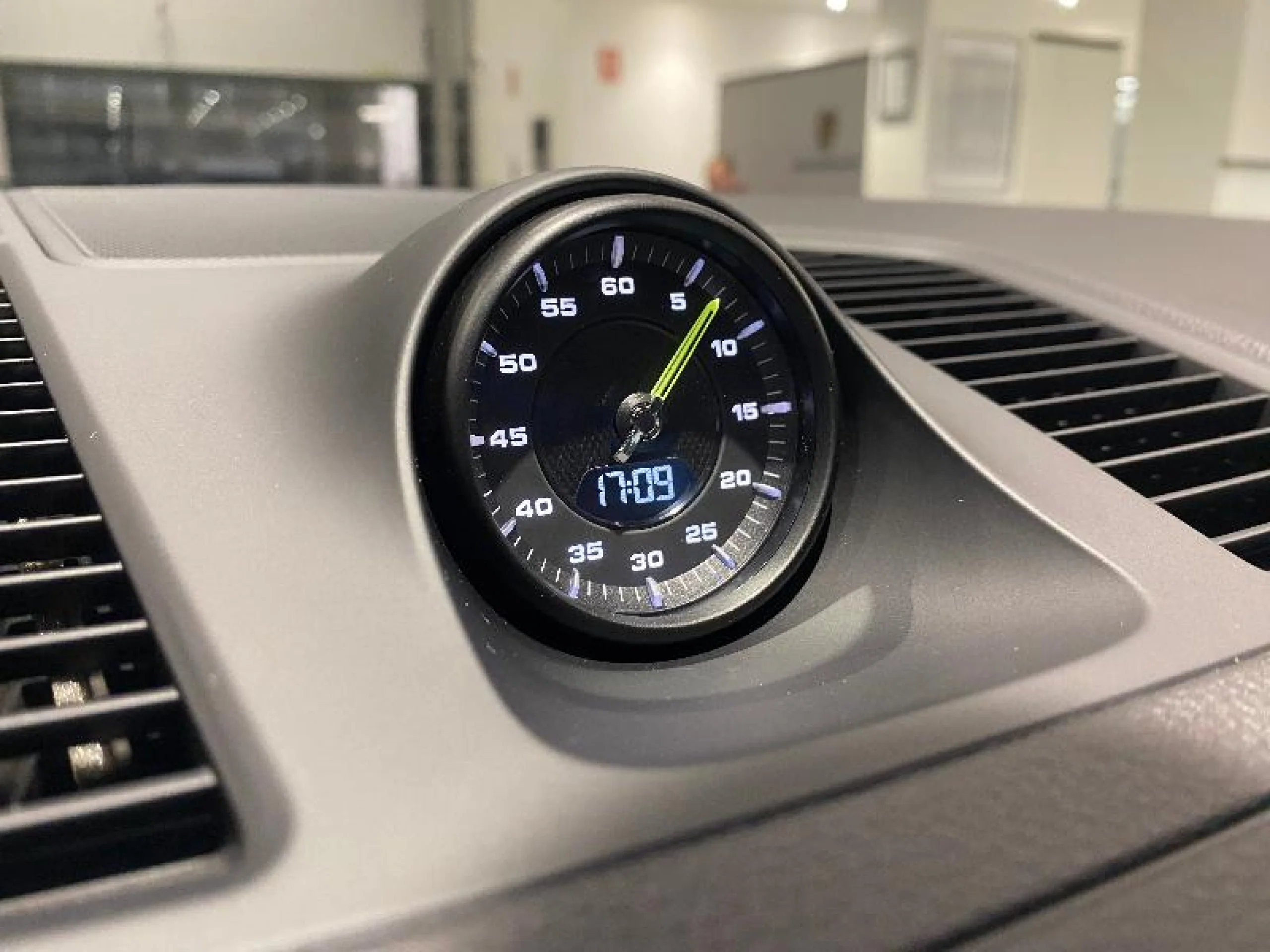 PORSCHE CAYENNE E HYBRID - Foto 34