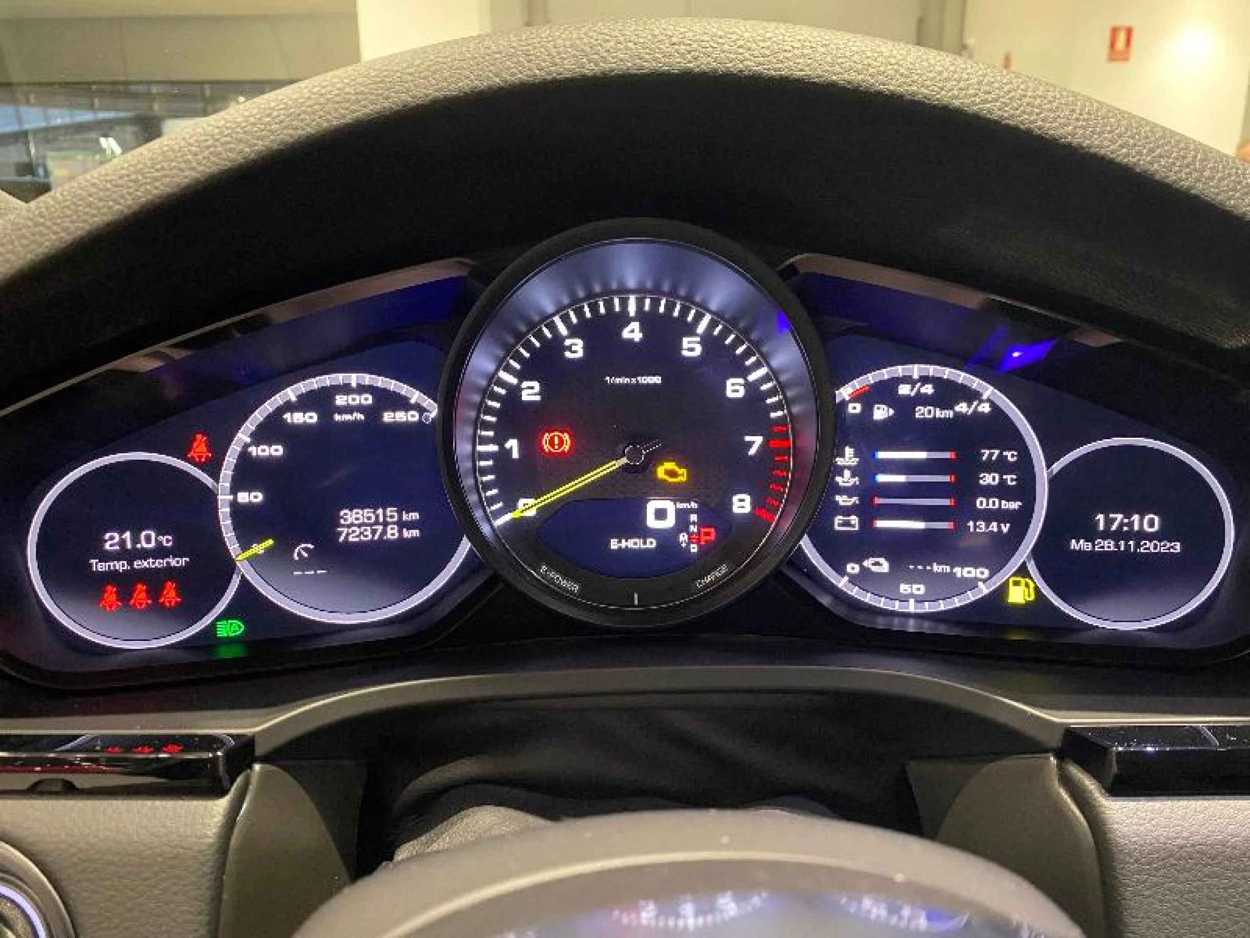 PORSCHE CAYENNE E HYBRID - Foto 40