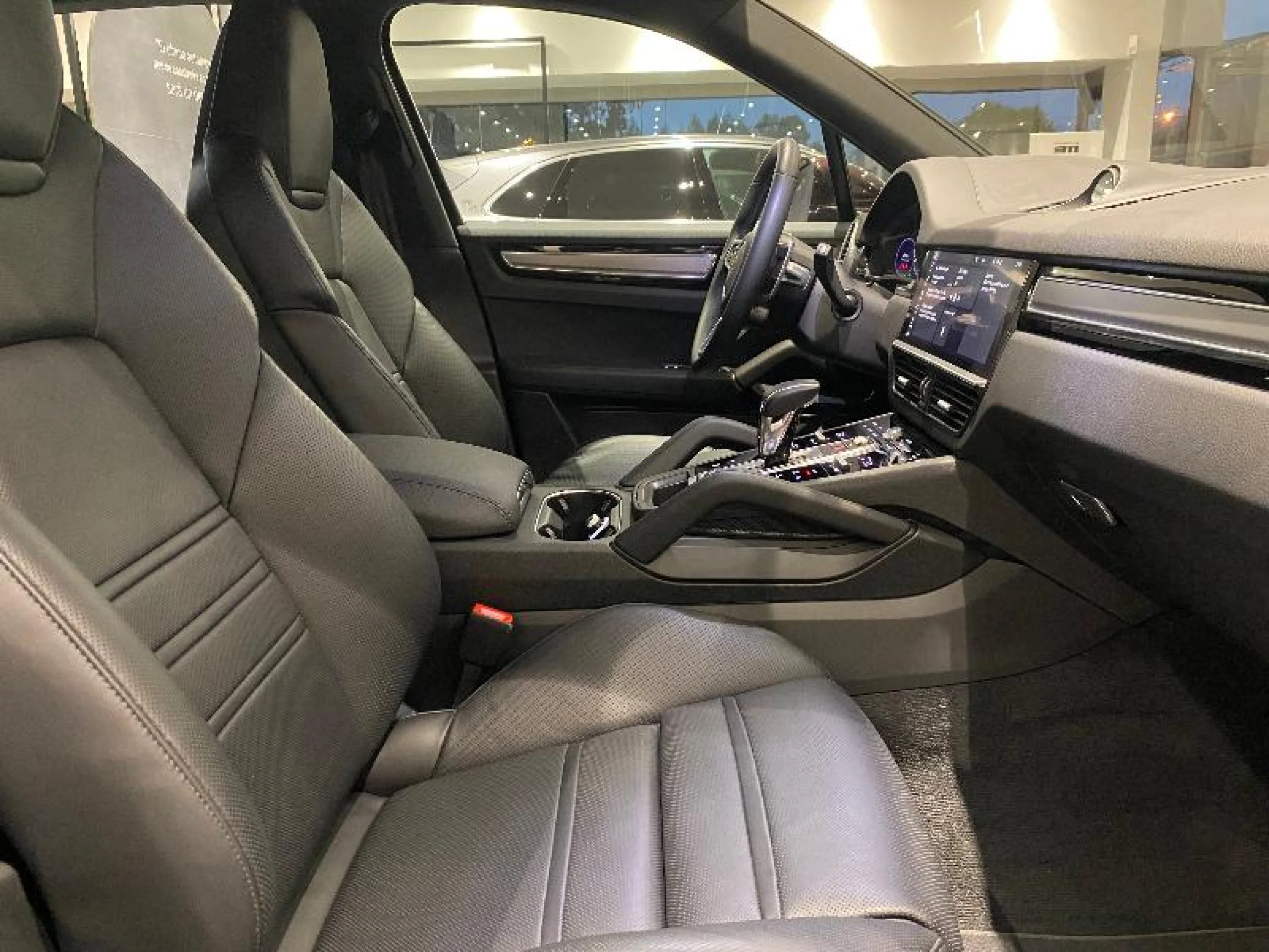 PORSCHE CAYENNE E HYBRID - Foto 63