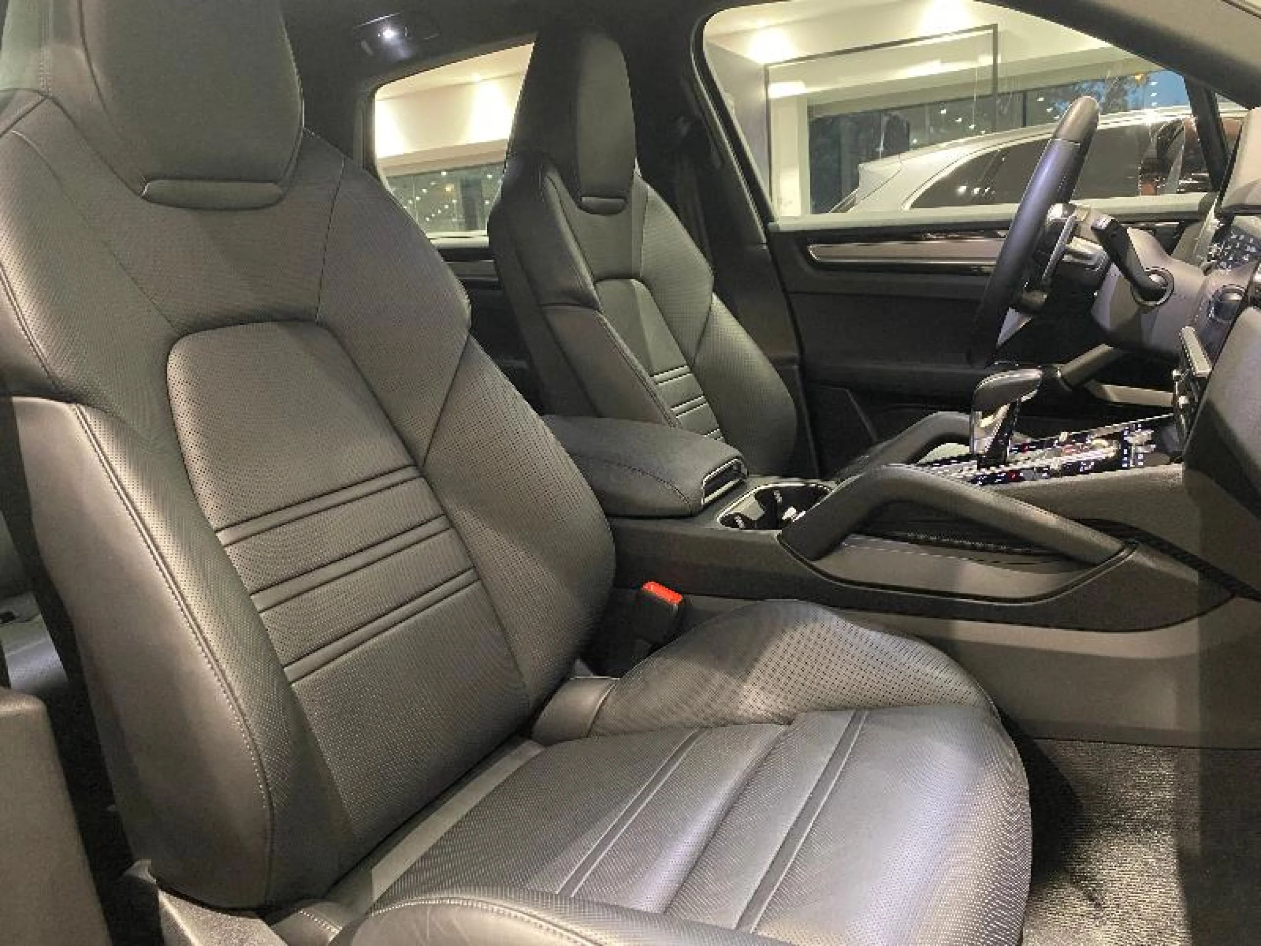 PORSCHE CAYENNE E HYBRID - Foto 64