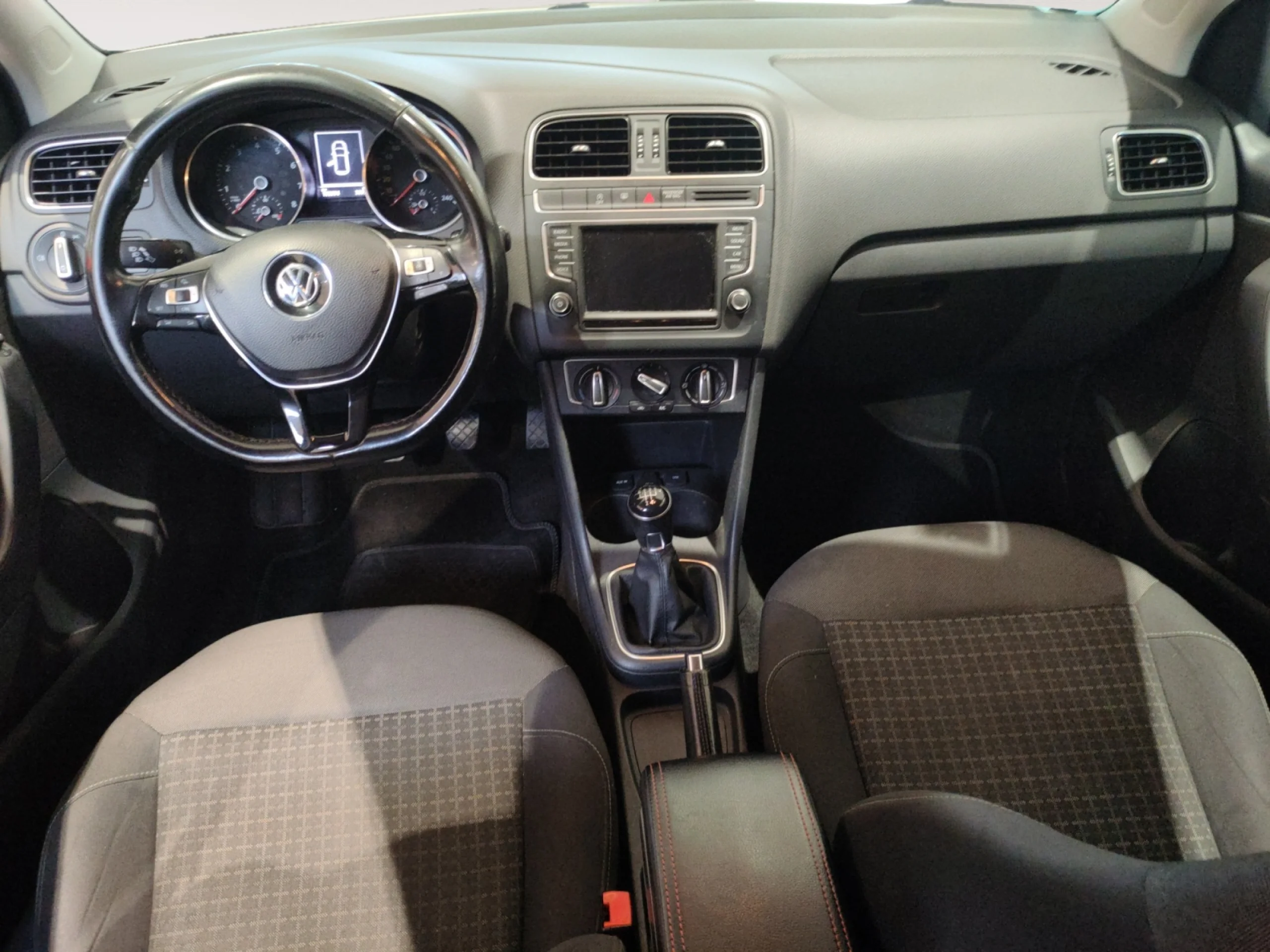 VOLKSWAGEN POLO ADVANCE 1.2 TSI 66KW (90CV) BMT - Foto 3