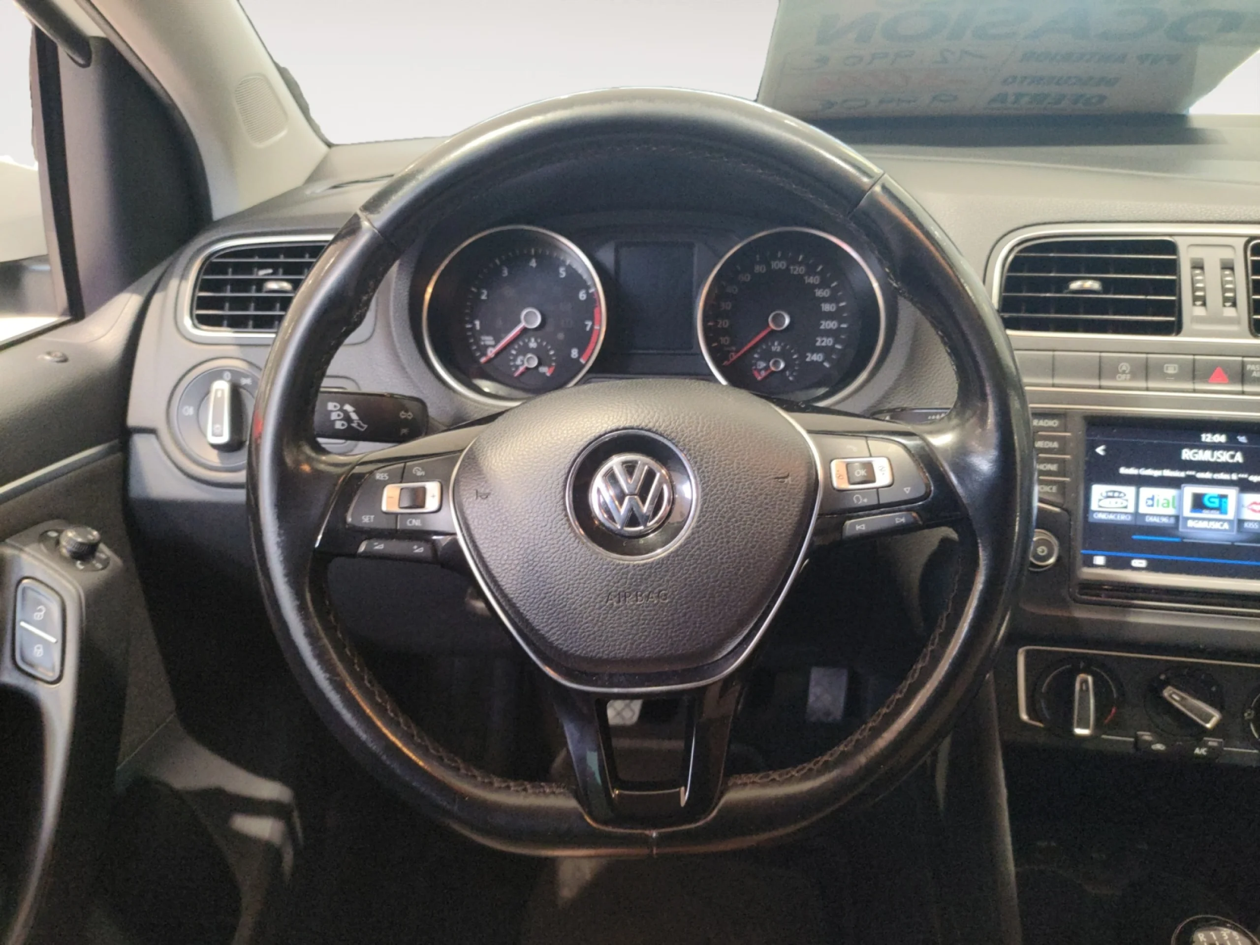 VOLKSWAGEN POLO ADVANCE 1.2 TSI 66KW (90CV) BMT - Foto 10