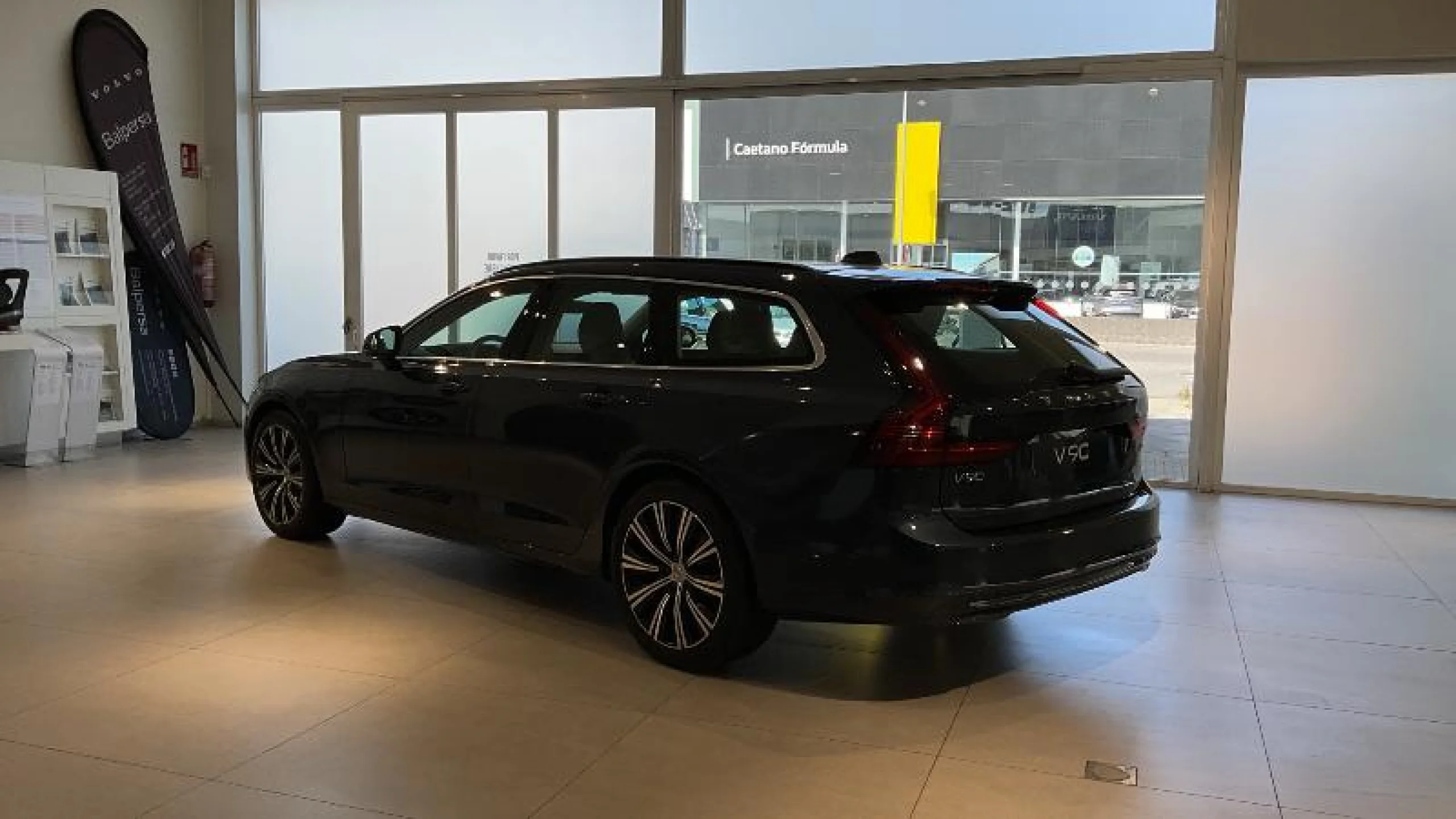VOLVO V90 2.0 B4 D CORE AUTO - Foto 2
