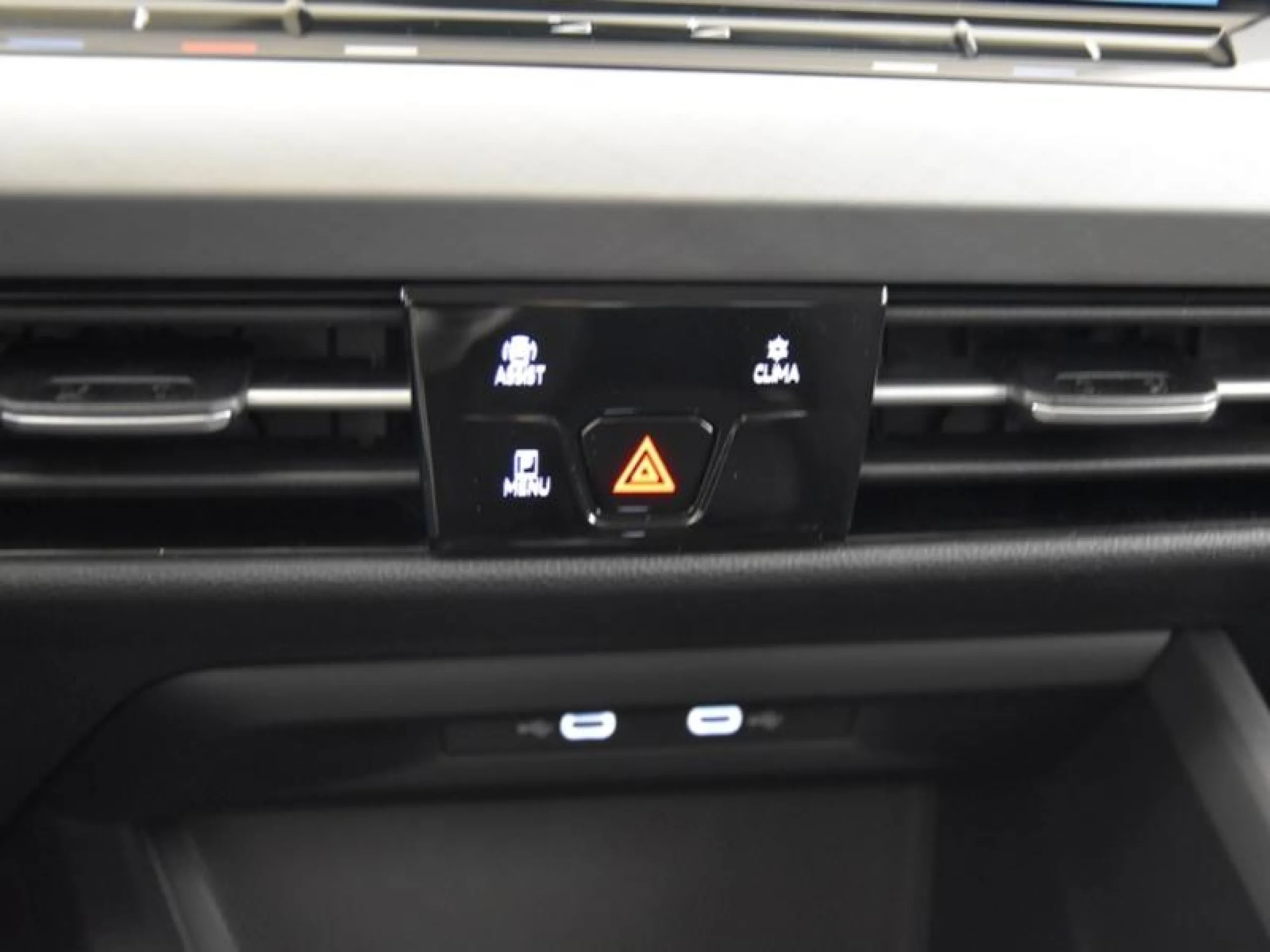 VOLKSWAGEN GOLF LIFE 1.0 ETSI 81KW (110CV) DSG - Foto 12