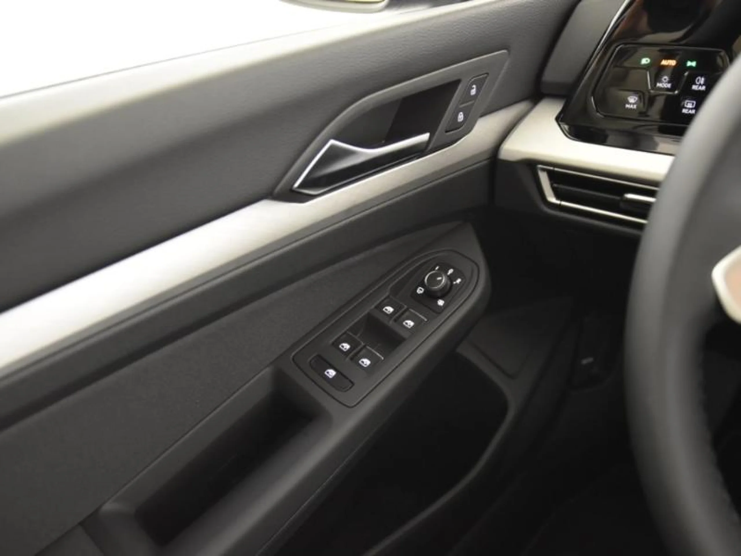 VOLKSWAGEN GOLF LIFE 1.0 ETSI 81KW (110CV) DSG - Foto 16