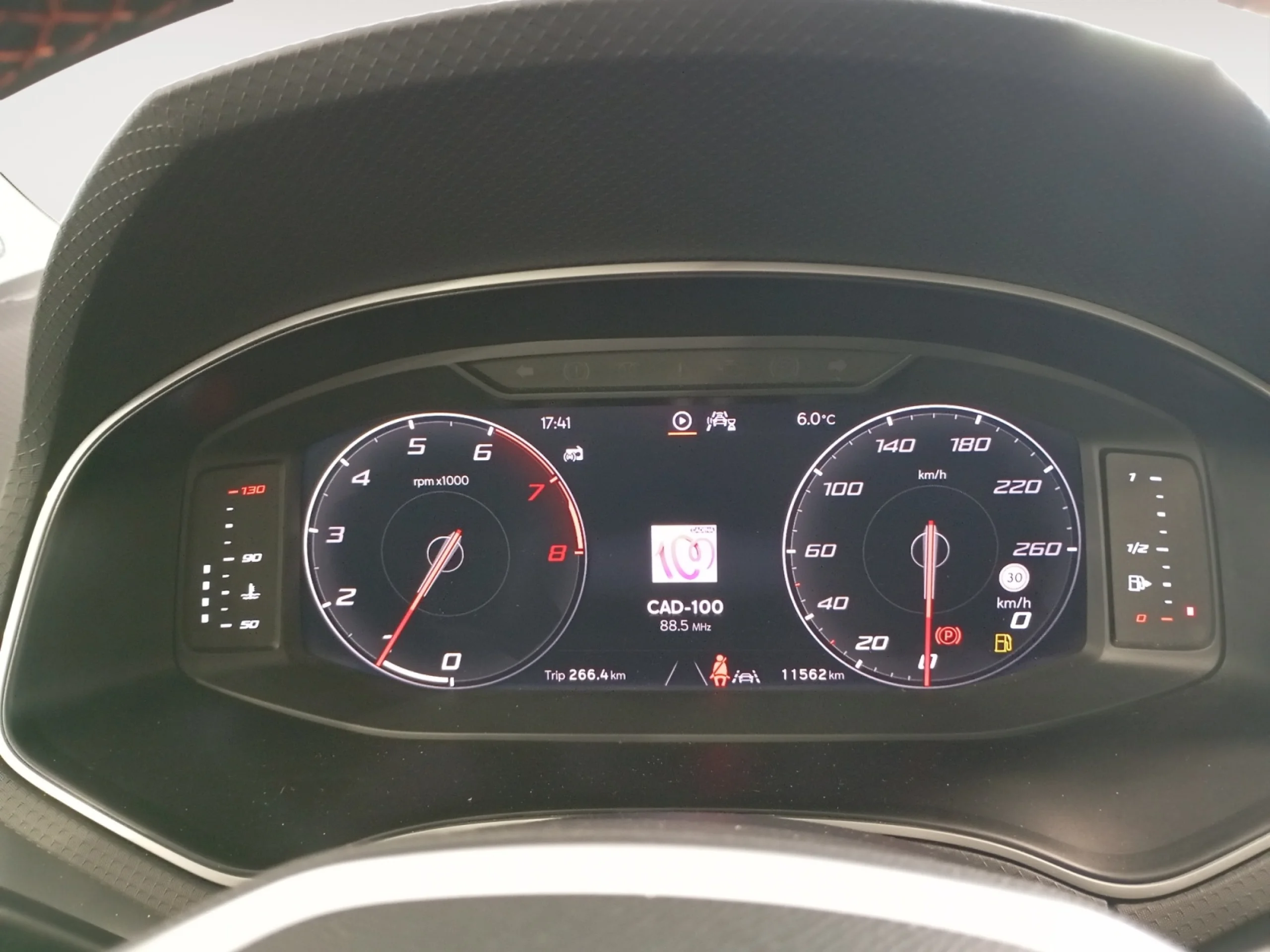 SEAT IBIZA 1.0 TSI 85KW (115CV) FR 40 ANIVERSARIO - Foto 10