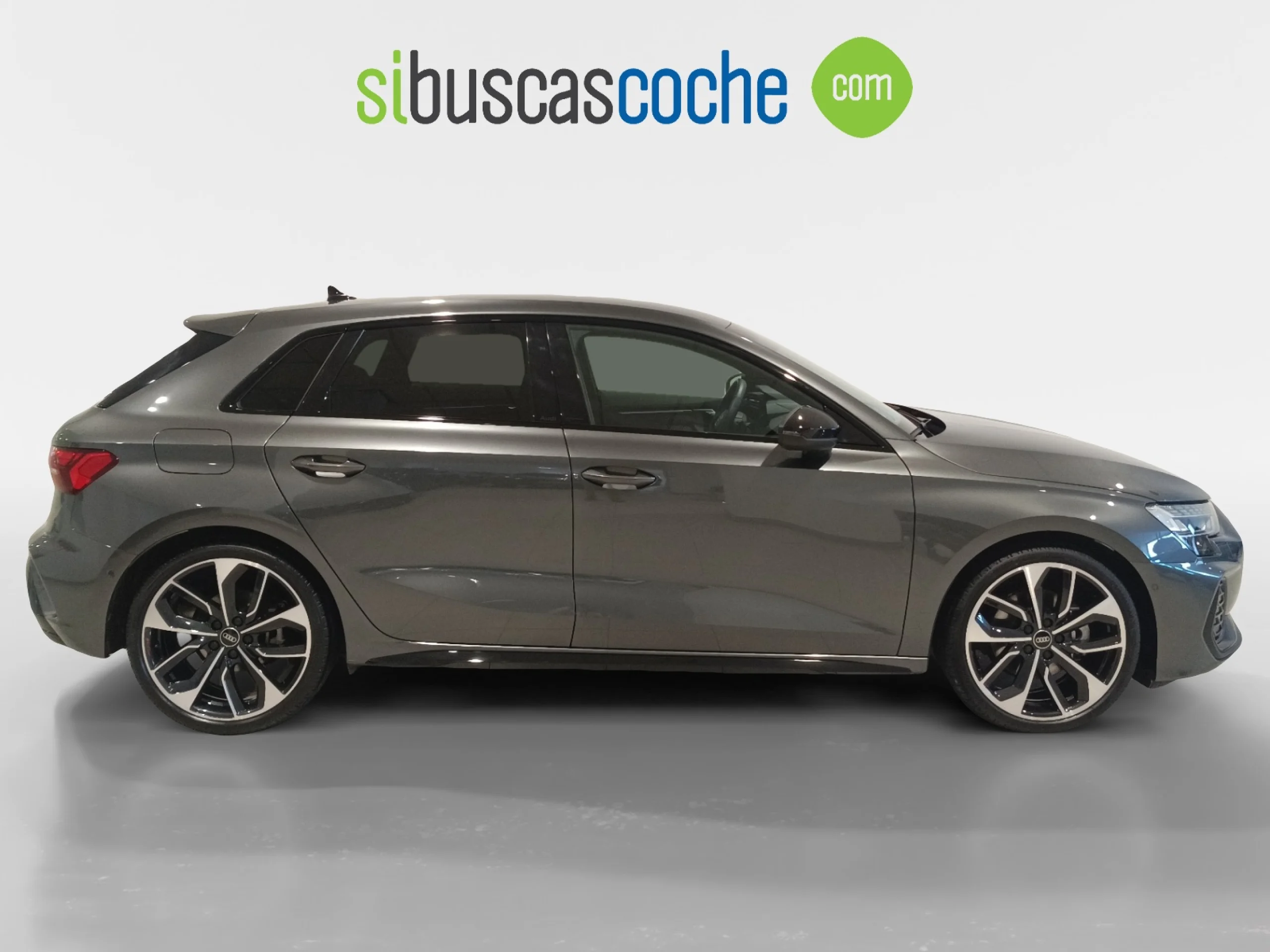 AUDI A3 SPORTBACK BLACK LINE 35 TFSI 110KW S TRO - Foto 3