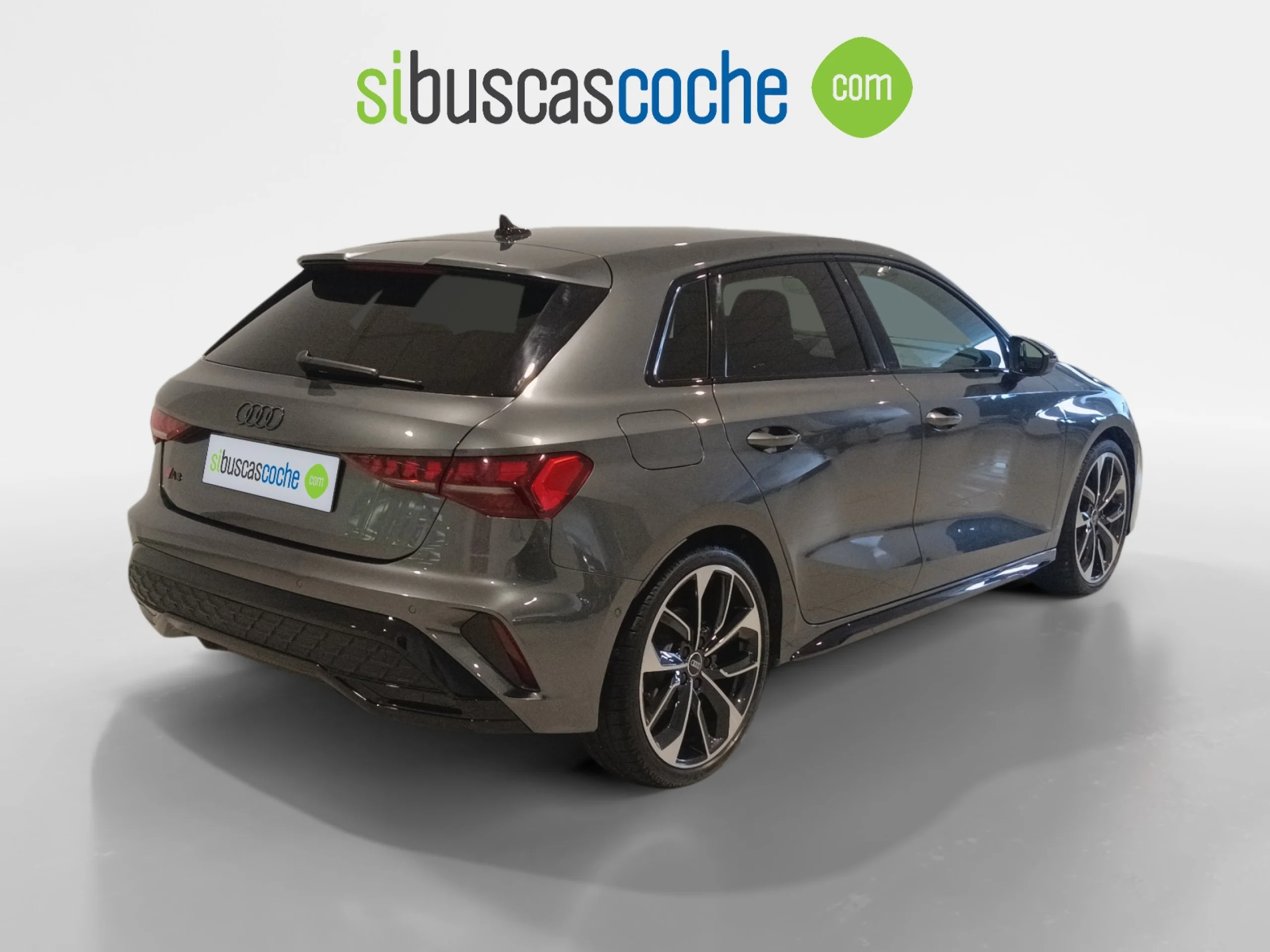 AUDI A3 SPORTBACK BLACK LINE 35 TFSI 110KW S TRO - Foto 4