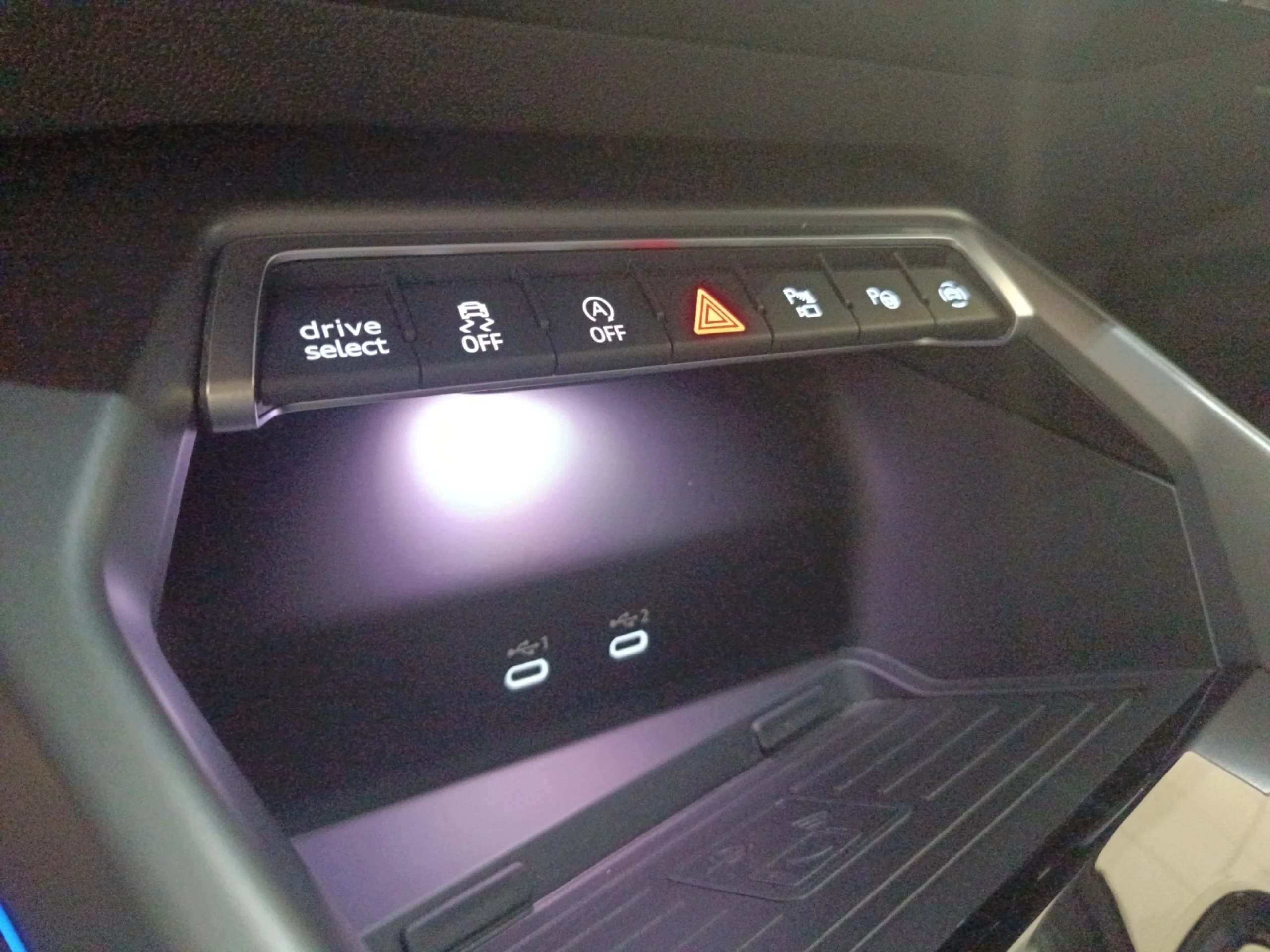 AUDI A3 SPORTBACK BLACK LINE 35 TFSI 110KW S TRO - Foto 16