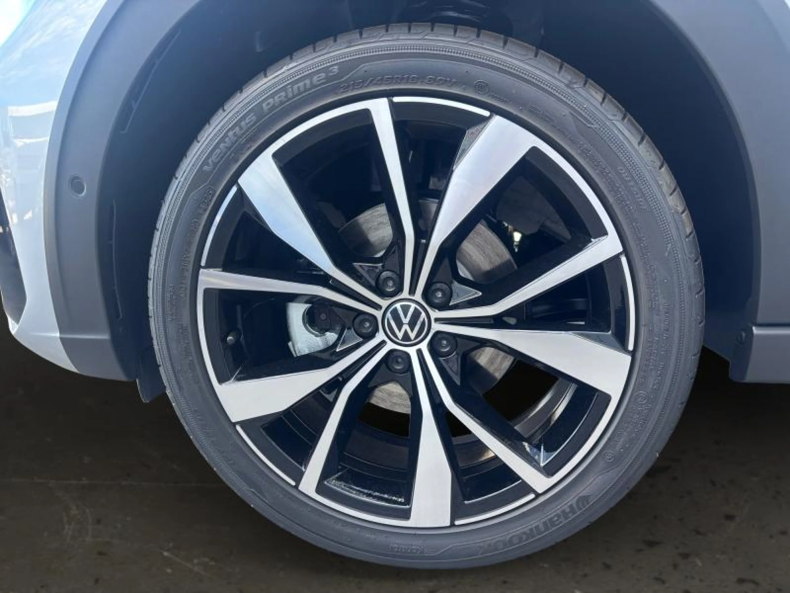 VOLKSWAGEN TAIGO R LINE 1.0 TSI 85KW (116CV) - Foto 8