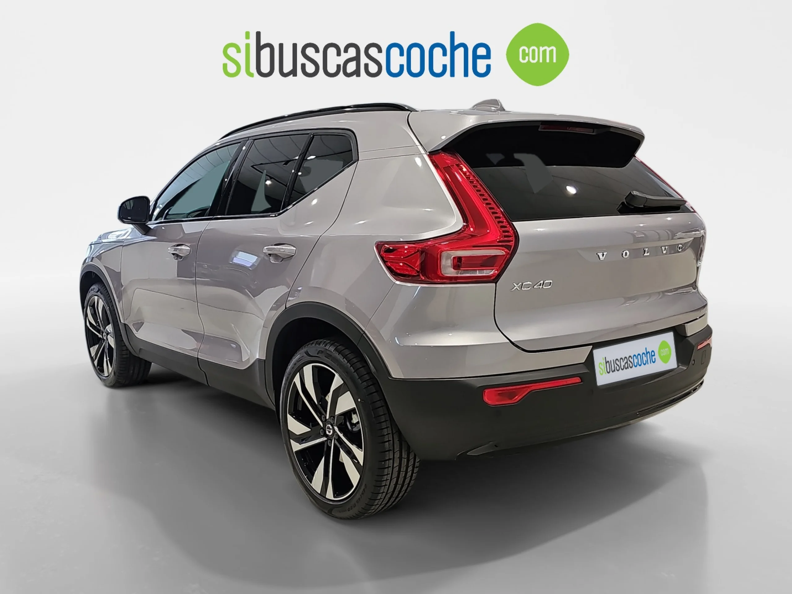 VOLVO XC40 2.0 B3 G PLUS DARK AUTO - Foto 2