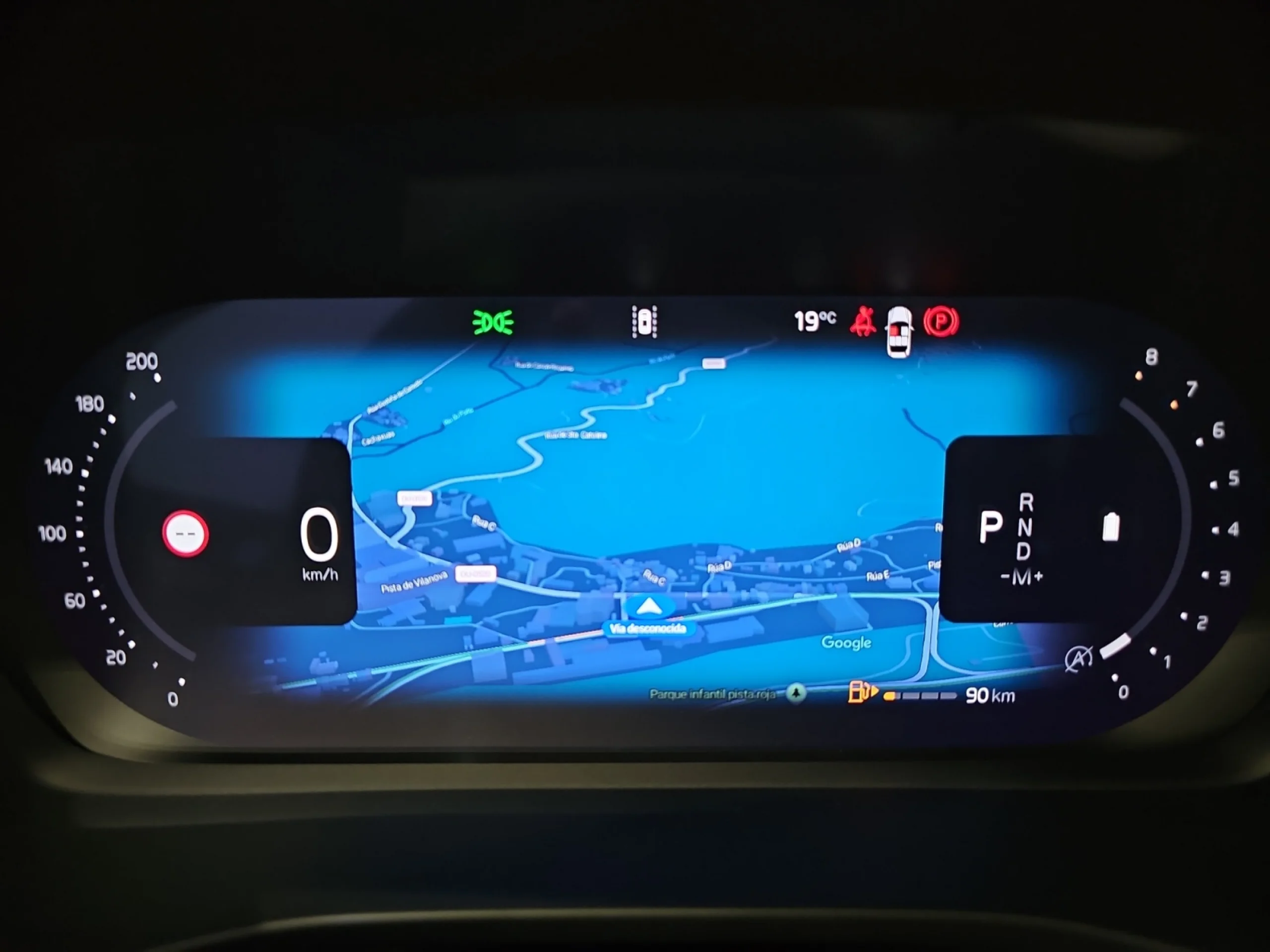 VOLVO XC40 2.0 B3 G PLUS DARK AUTO - Foto 15