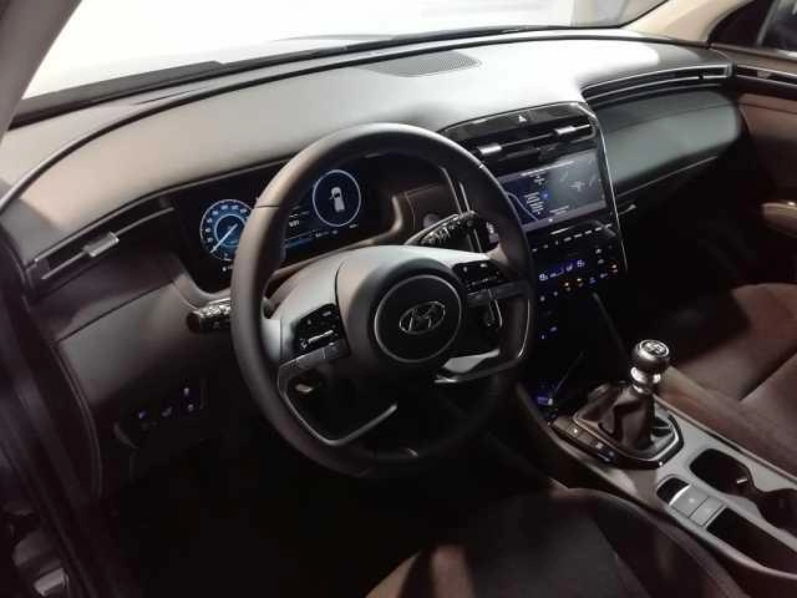 HYUNDAI TUCSON 1.6 TGDI 110KW (150CV) 48V MAXX - Foto 8