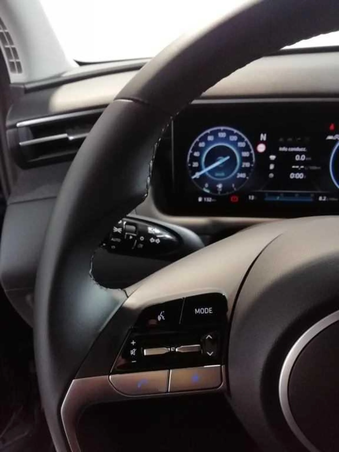 HYUNDAI TUCSON 1.6 TGDI 110KW (150CV) 48V MAXX - Foto 12