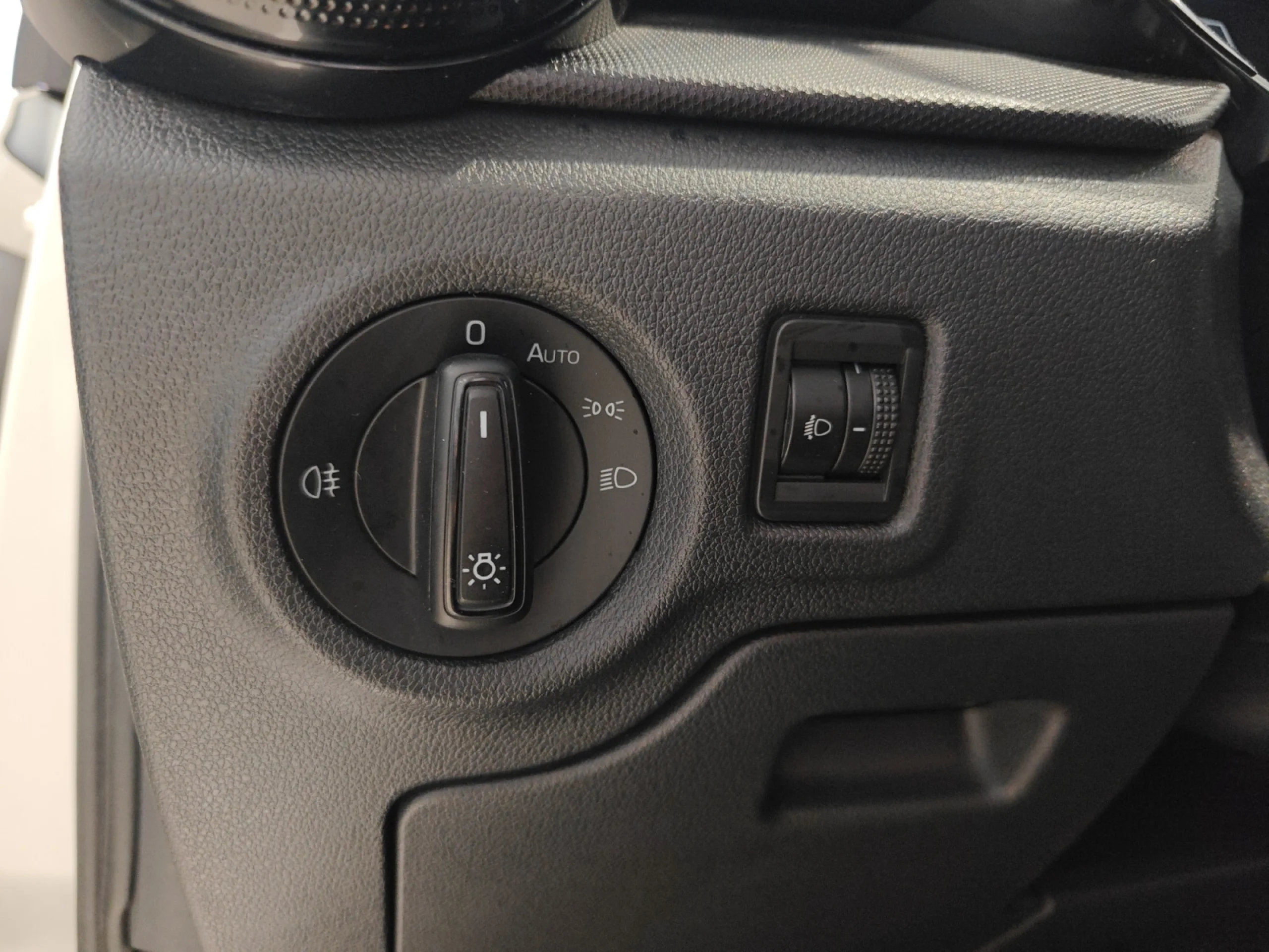 SKODA FABIA 1.0 MPI 59KW (80CV) ACTIVE - Foto 12