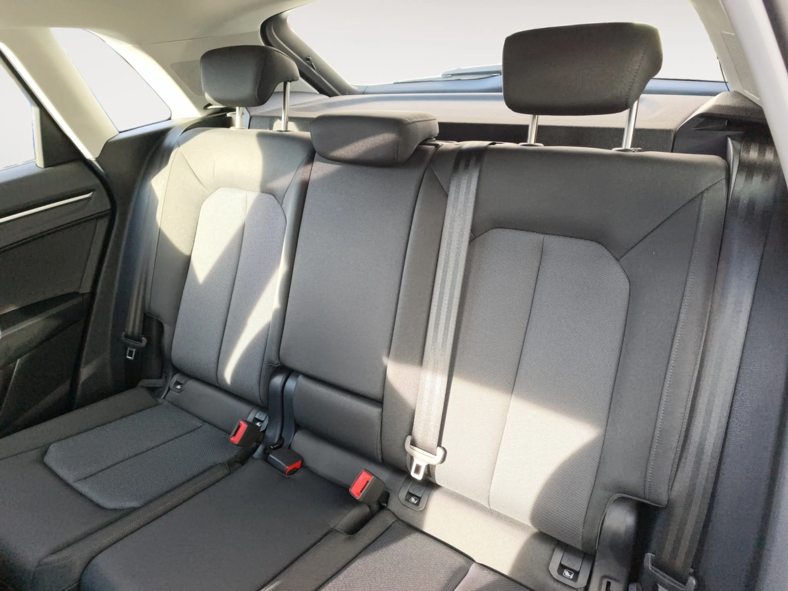 AUDI Q3 ADVANCED 35 TDI 110KW (150CV) S TRONIC - Foto 6