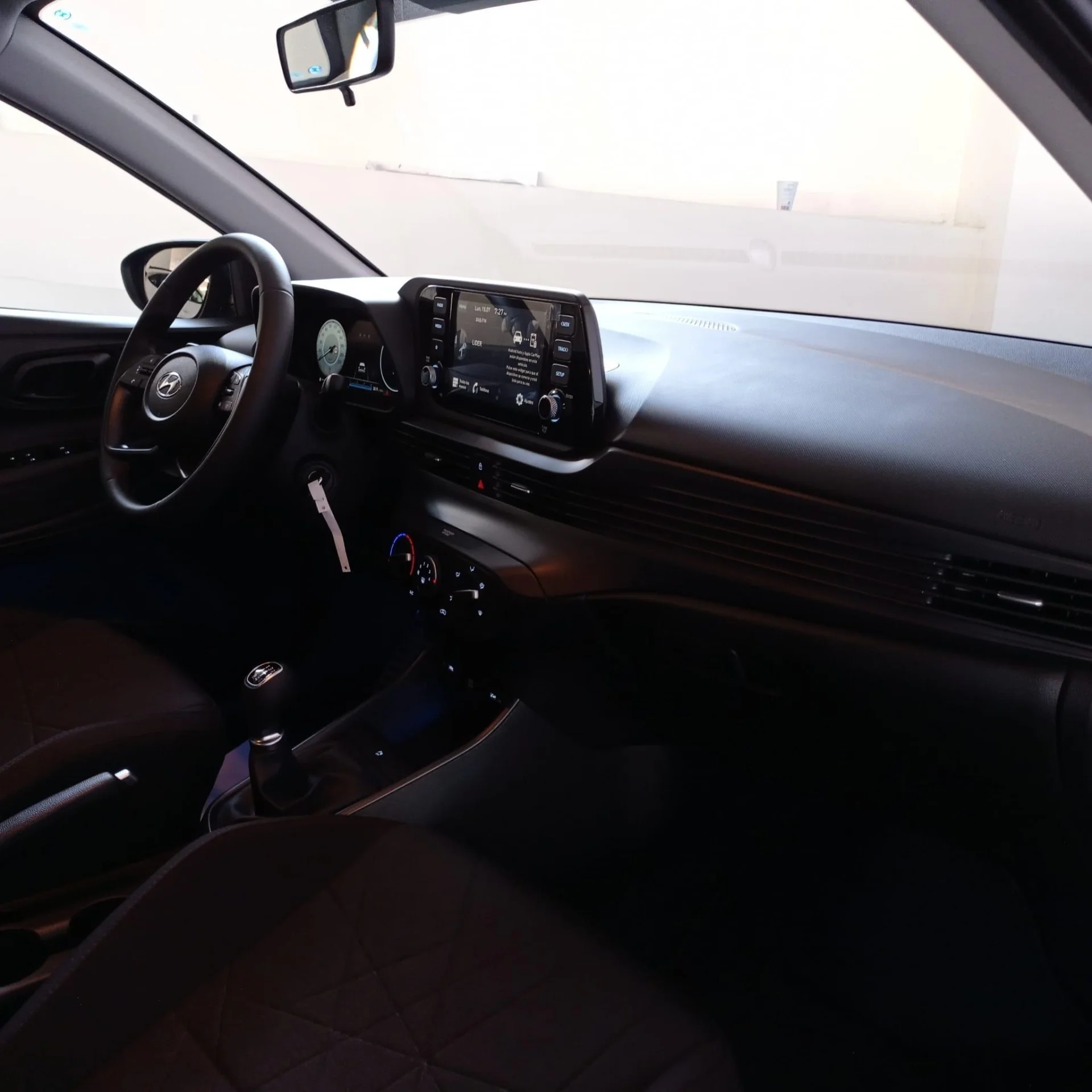 HYUNDAI BAYON 1.0 TGDI 74KW (100CV) 48V TECNO DCT - Foto 2