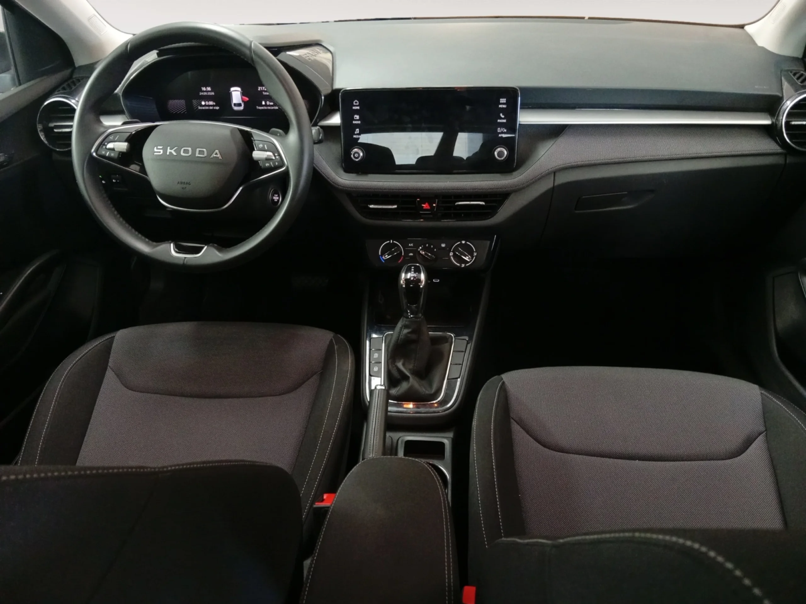 SKODA FABIA 1.0 TSI 85KW (115CV) DSG SELECTION - Foto 4