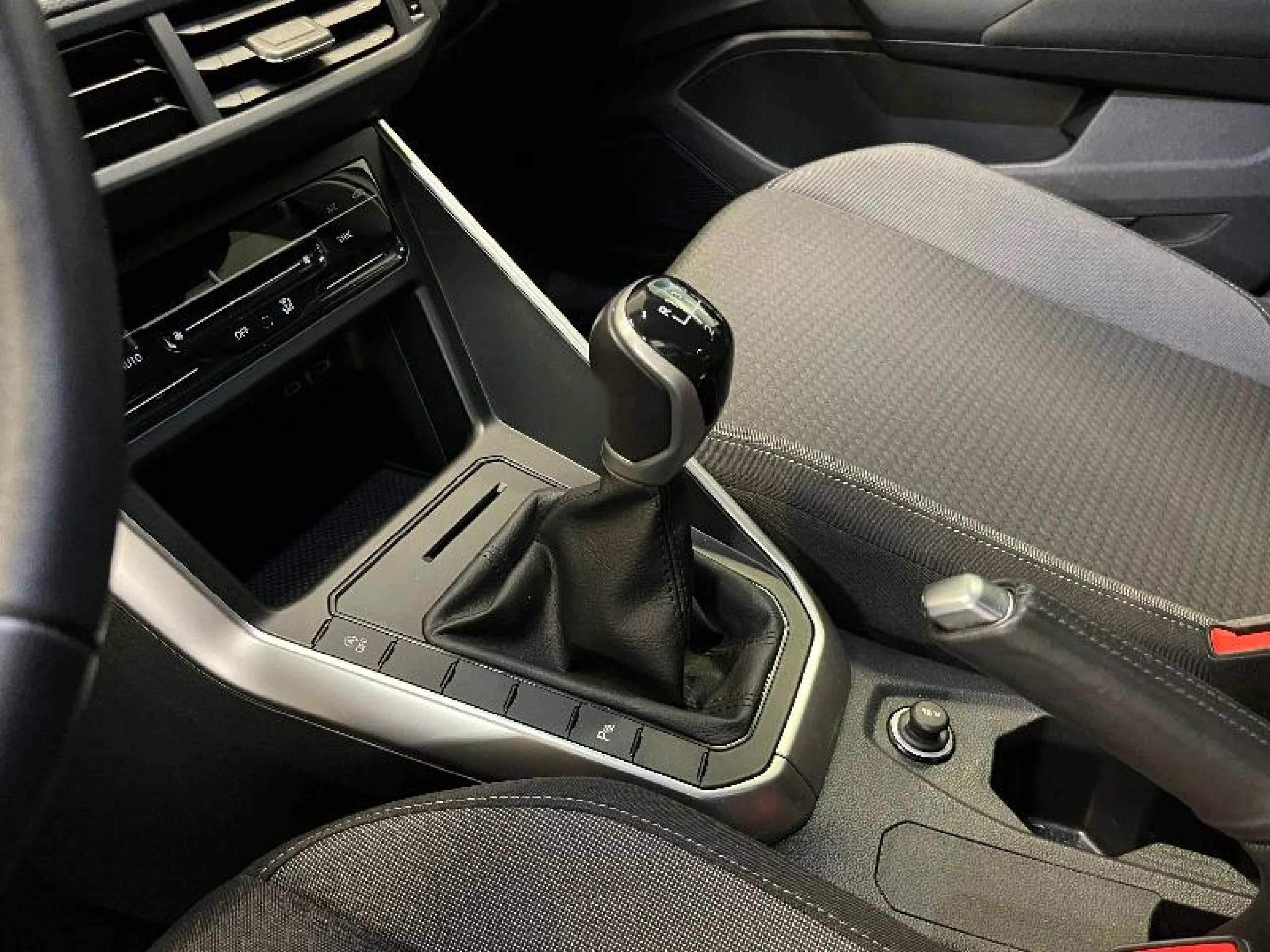 VOLKSWAGEN TAIGO LIFE 1.0 TSI 81KW (110CV) - Foto 12