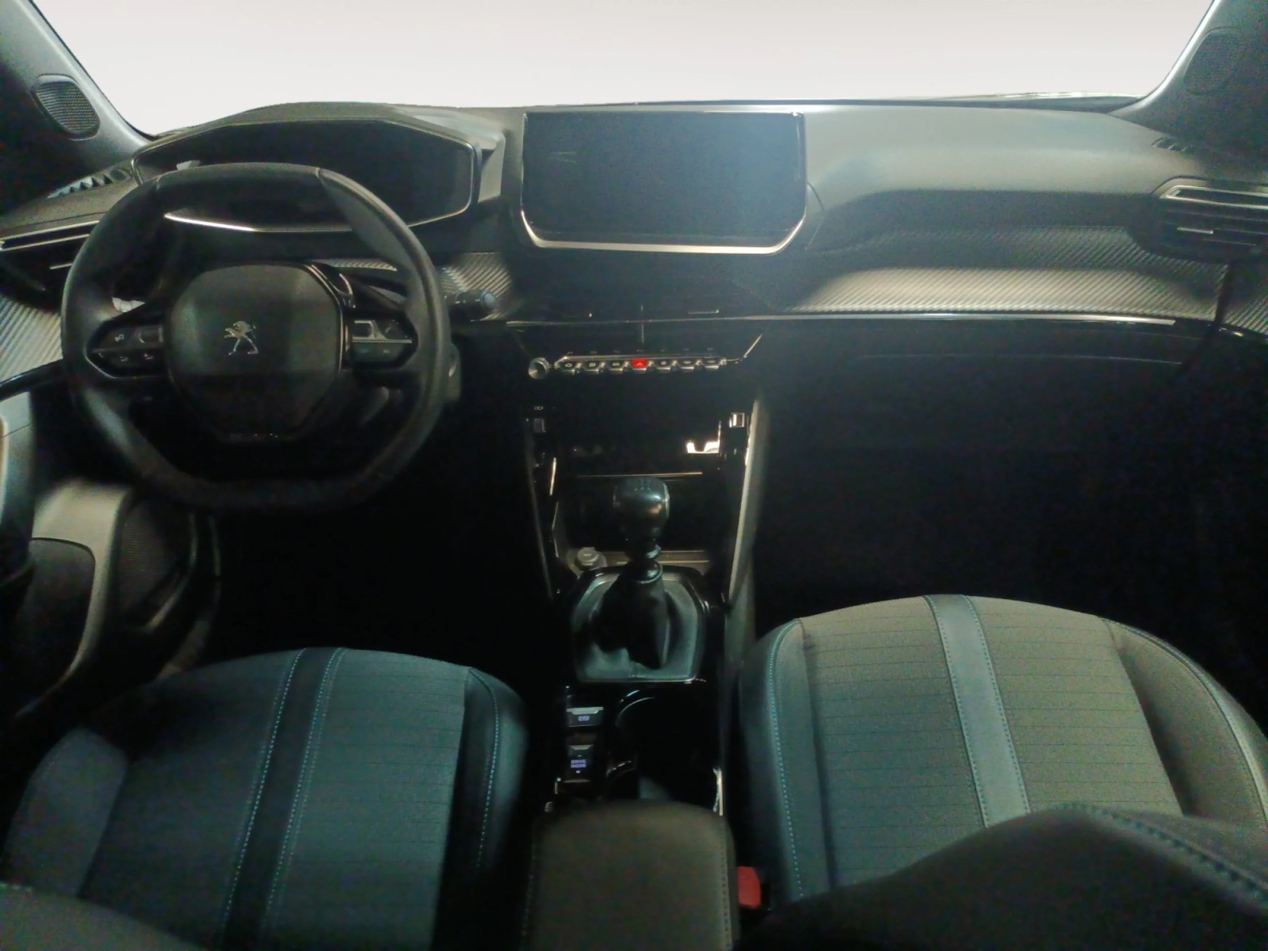 PEUGEOT 2008 ALLURE PACK PURETECH 130 S&S 6 VEL. MAN - Foto 4