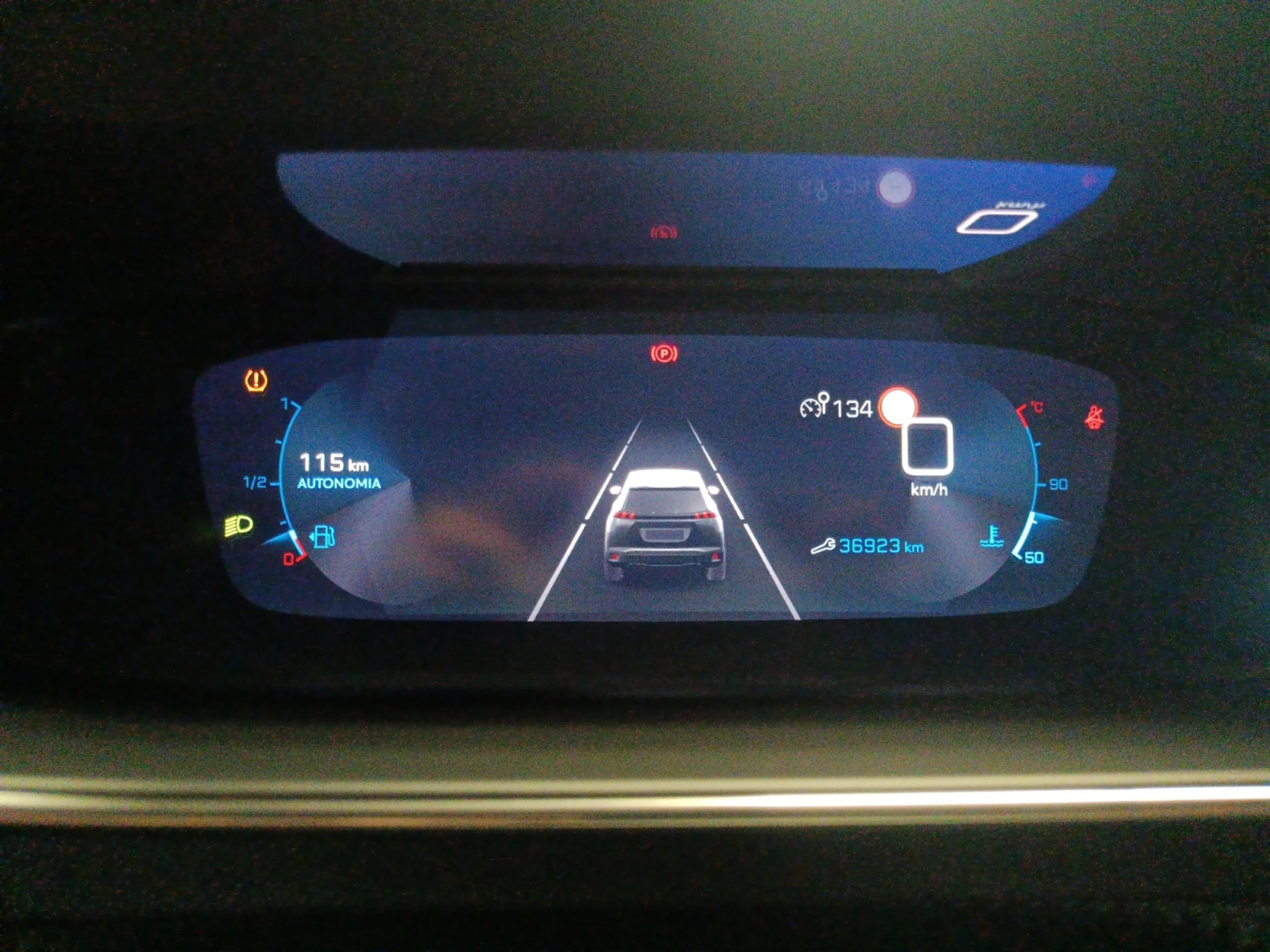 PEUGEOT 2008 ALLURE PACK PURETECH 130 S&S 6 VEL. MAN - Foto 7
