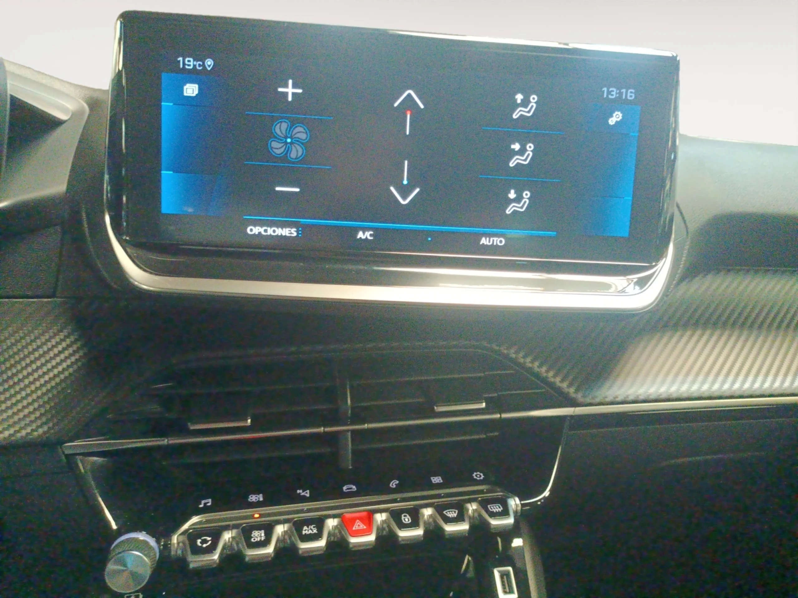 PEUGEOT 2008 ALLURE PACK PURETECH 130 S&S 6 VEL. MAN - Foto 17