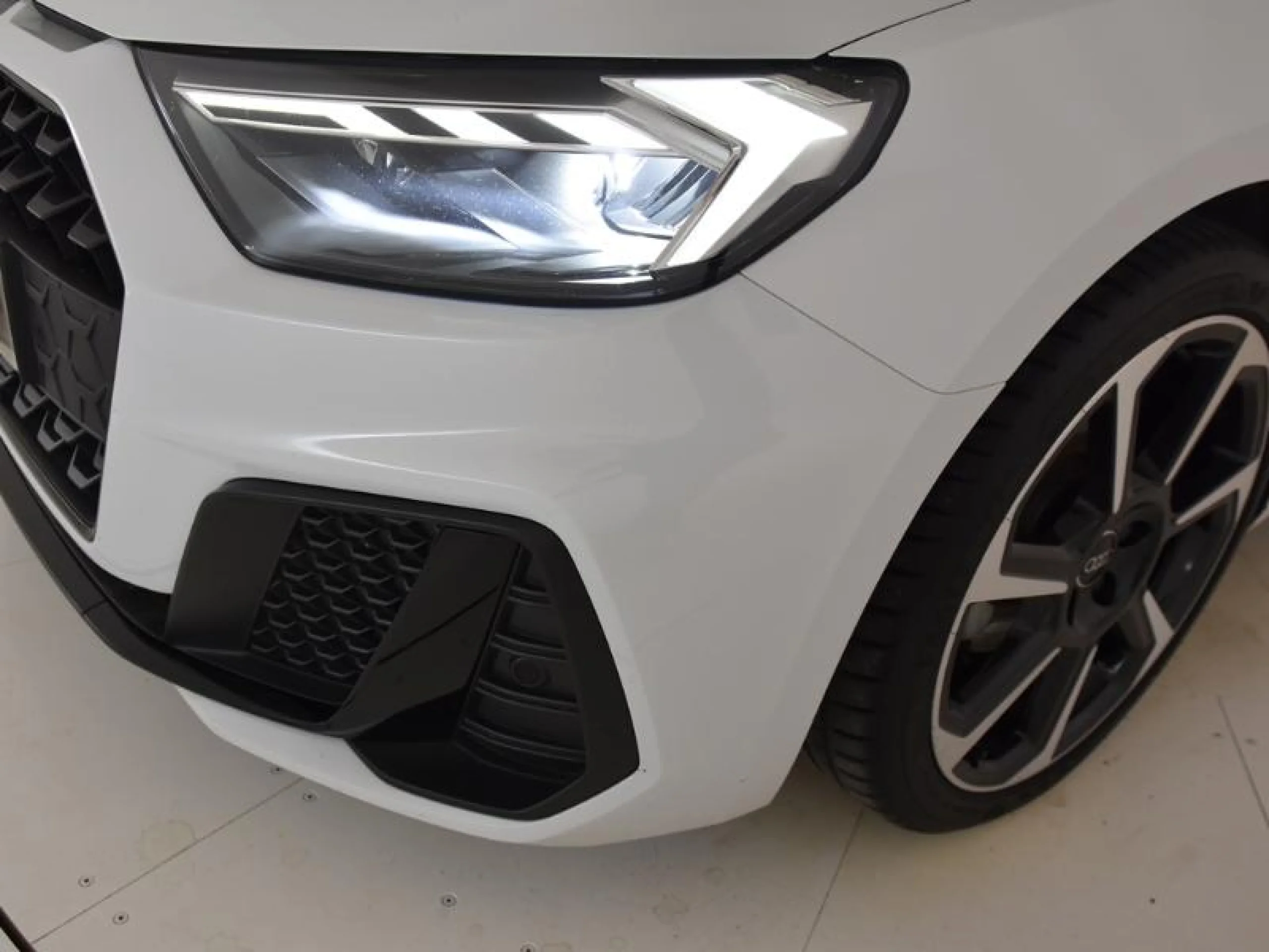 AUDI A1 SPORTBACK ADRENALIN 30 TFSI 81KW S TRON - Foto 19