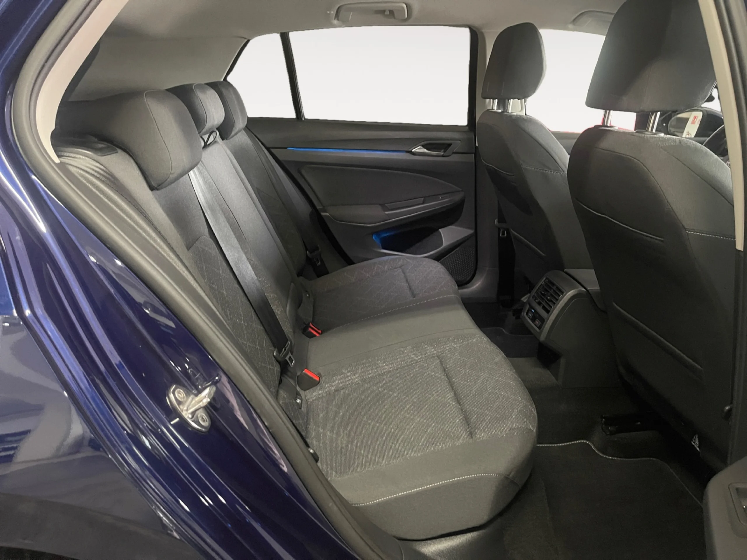 VOLKSWAGEN GOLF LIFE 2.0 TDI 85KW (115CV) - Foto 6