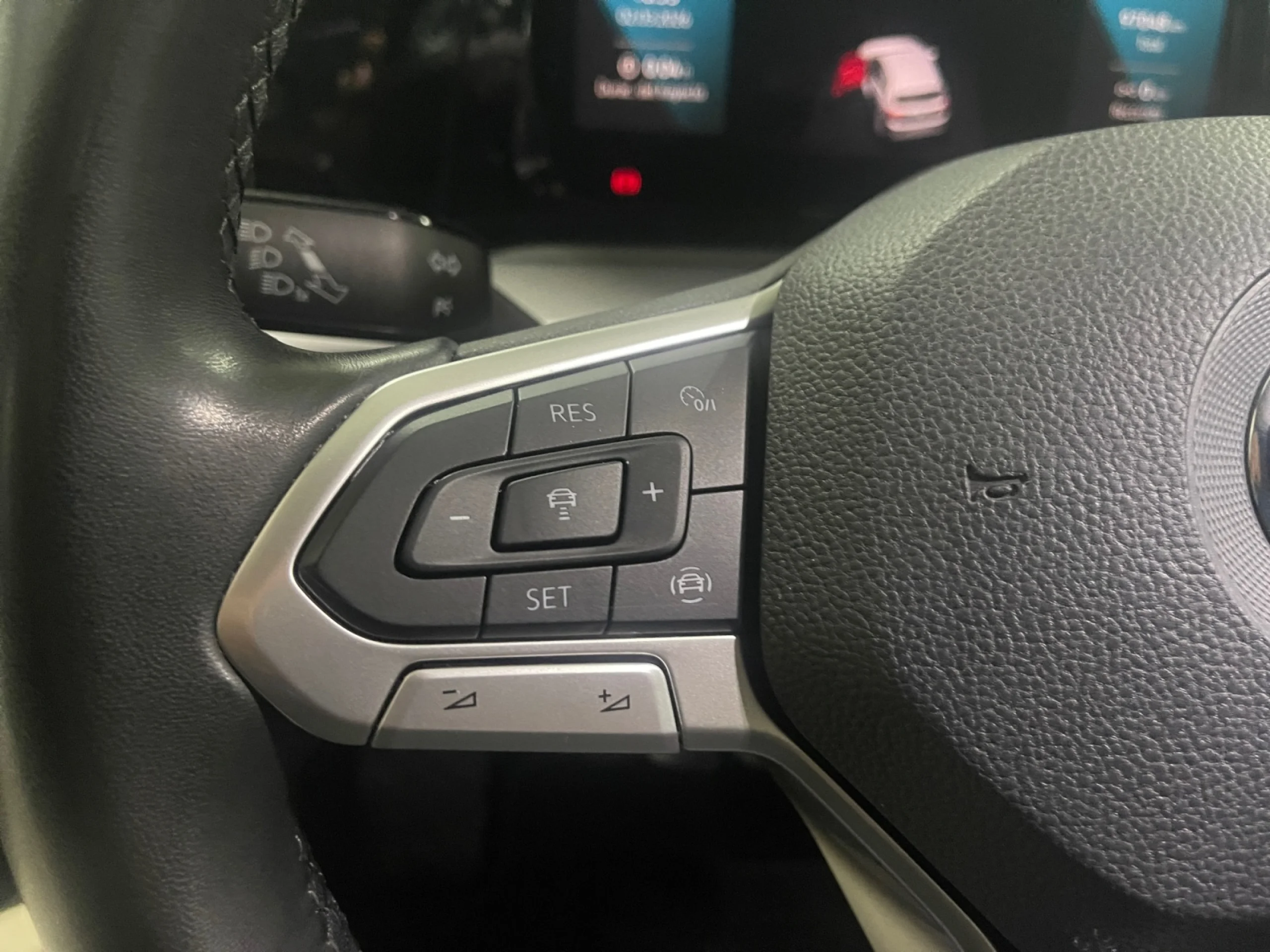 VOLKSWAGEN GOLF LIFE 2.0 TDI 85KW (115CV) - Foto 9