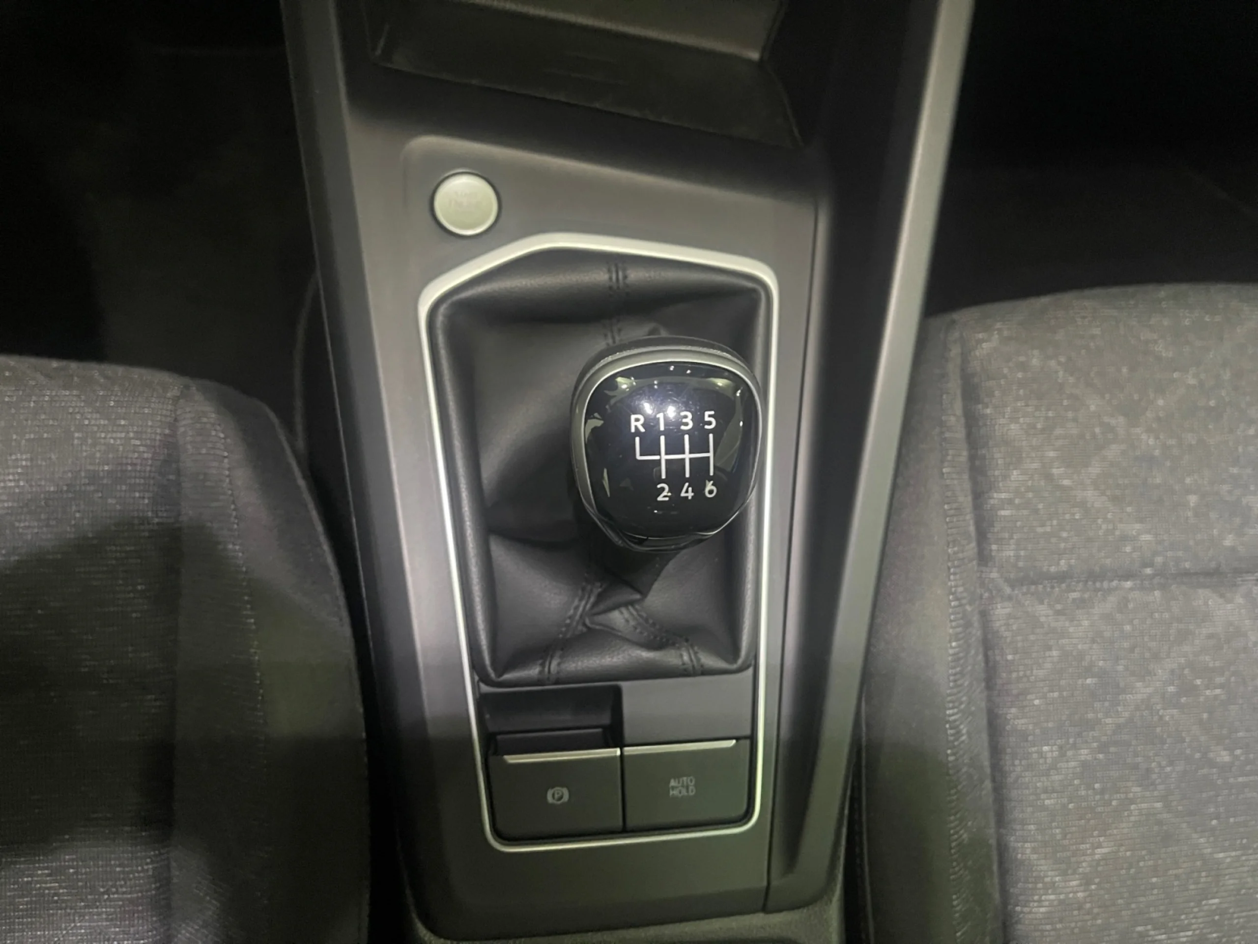 VOLKSWAGEN GOLF LIFE 2.0 TDI 85KW (115CV) - Foto 11