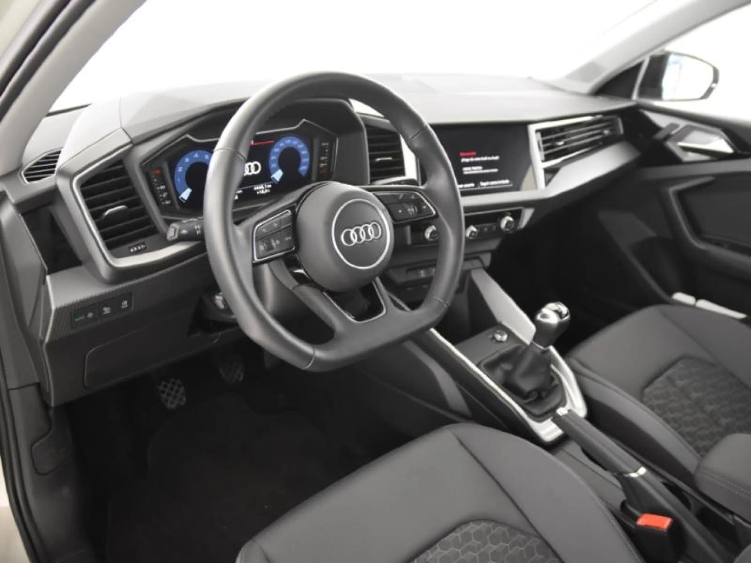AUDI A1 SPORTBACK ADRENALIN 25 TFSI 70KW (95CV) - Foto 9