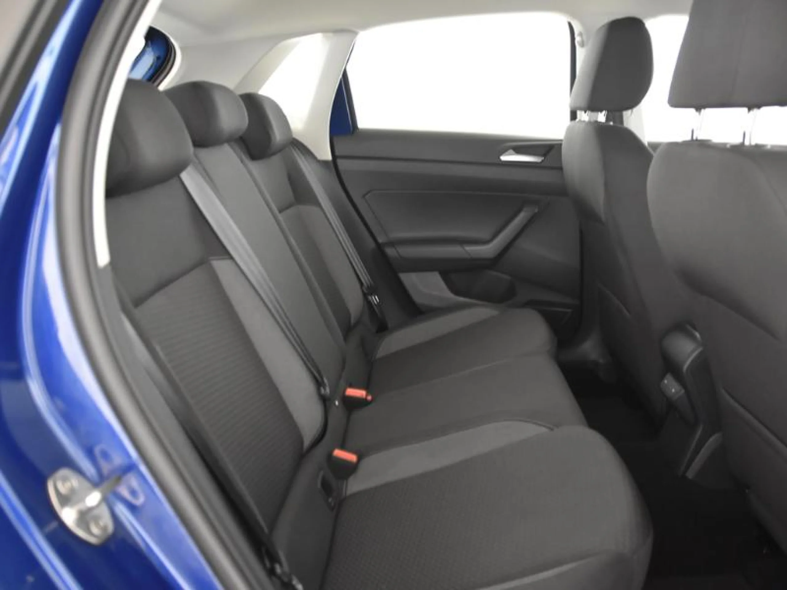 VOLKSWAGEN POLO ··MÁS·· 1.0 TSI 70KW (95CV) - Foto 6