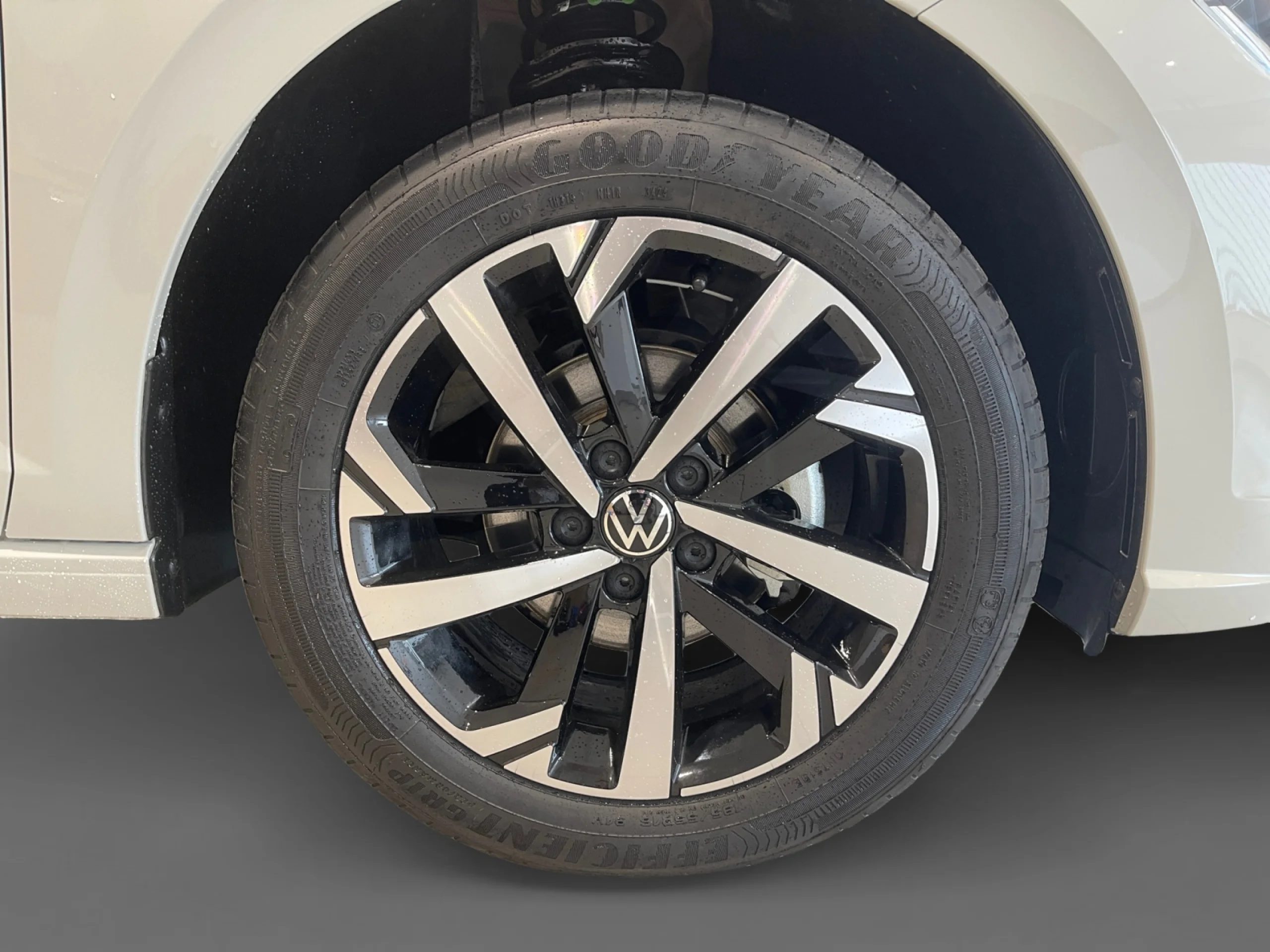 VOLKSWAGEN POLO POLO M S 1.0 TSI 70 KW (95 CV)  AUTOM TICO DSG 7 VEL. - Foto 8