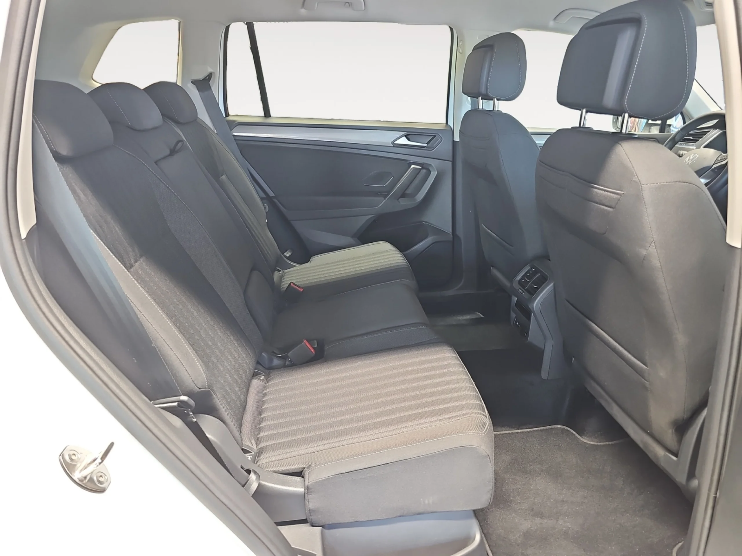 VOLKSWAGEN TIGUAN ALLSPACE LIFE 2.0 TDI 110KW (150CV) DSG - Foto 6