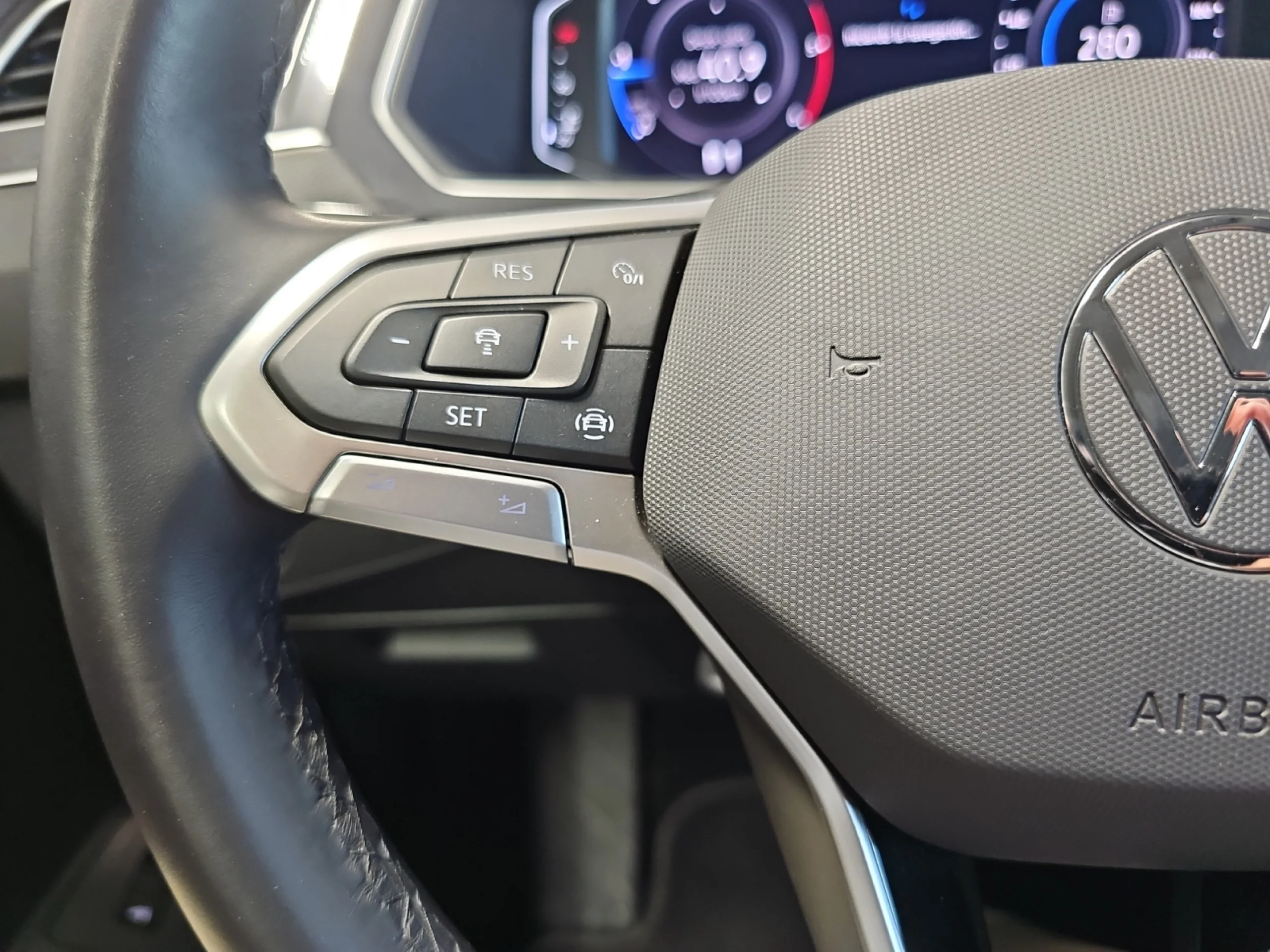 VOLKSWAGEN TIGUAN ALLSPACE LIFE 2.0 TDI 110KW (150CV) DSG - Foto 9