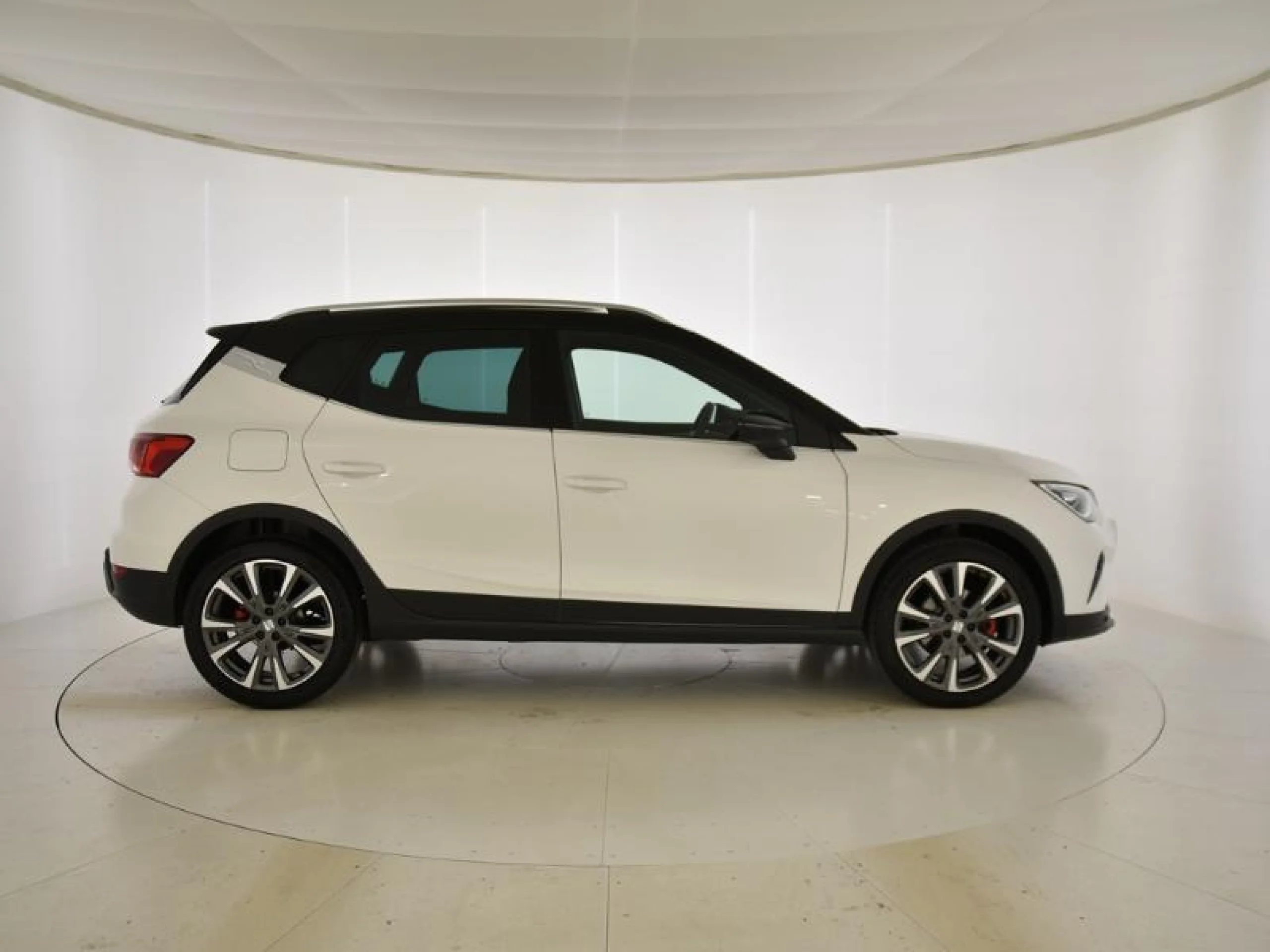 SEAT ARONA 1.0 TSI 85KW (115CV) FR SPECIAL EDITION - Foto 3
