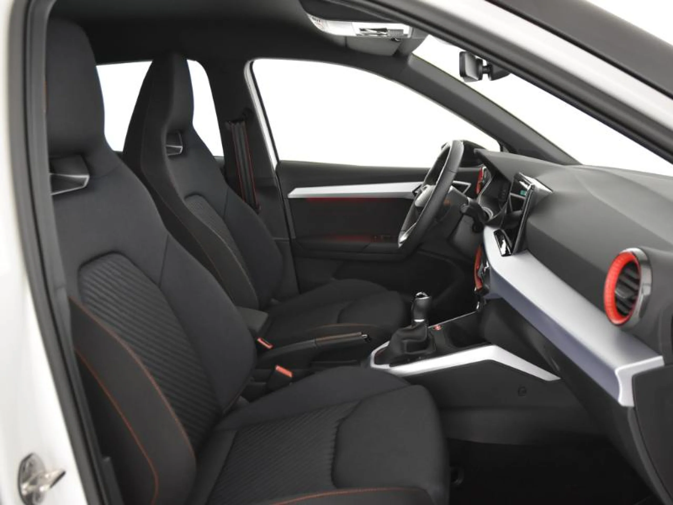 SEAT ARONA 1.0 TSI 85KW (115CV) FR SPECIAL EDITION - Foto 5