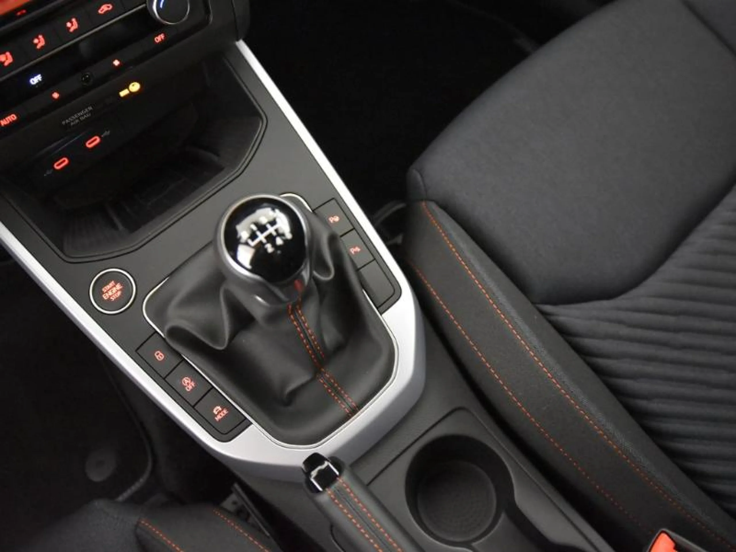 SEAT ARONA 1.0 TSI 85KW (115CV) FR SPECIAL EDITION - Foto 10