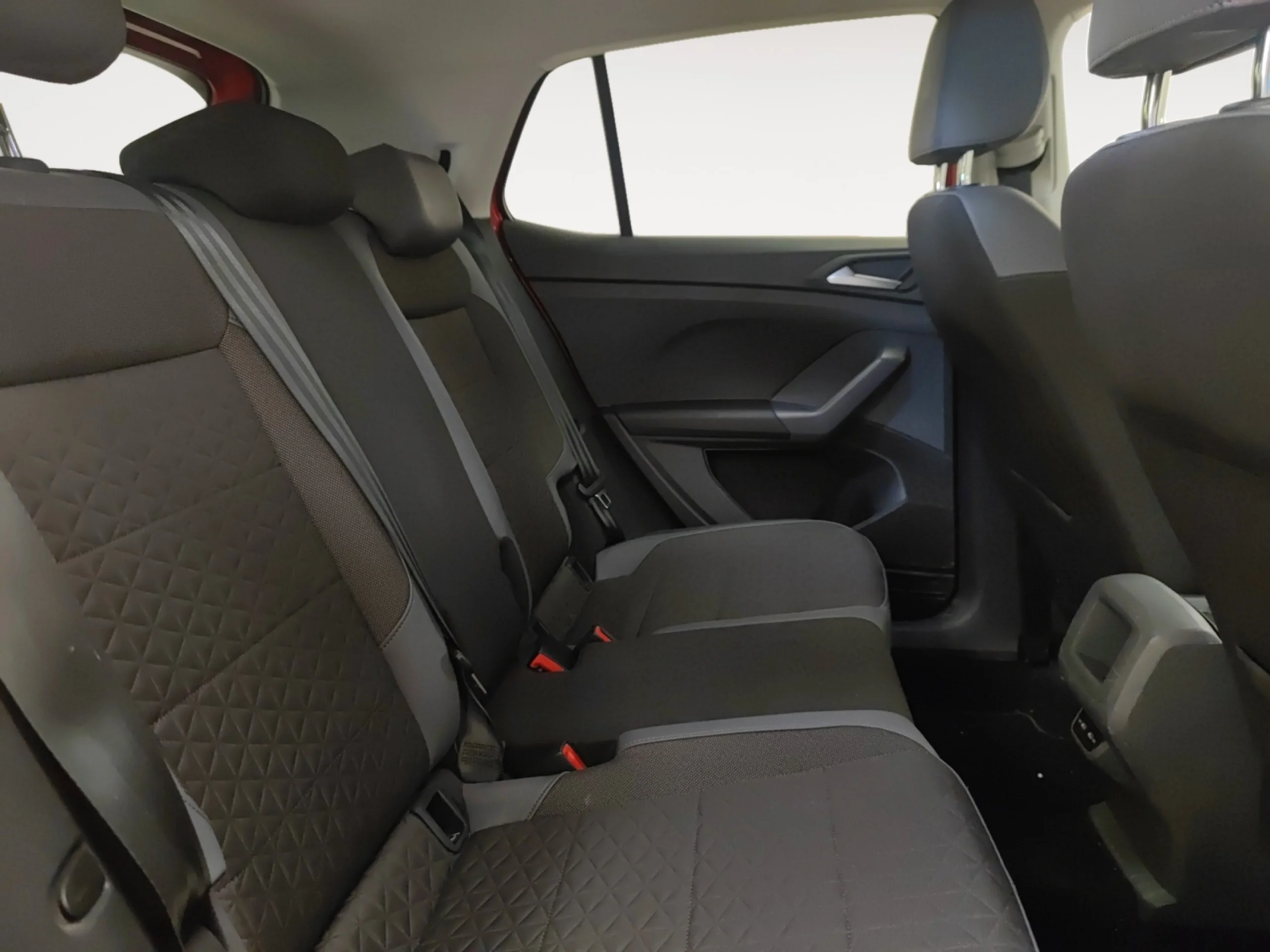 VOLKSWAGEN T CROSS ADVANCE 1.0 TSI 81KW (110CV) - Foto 6