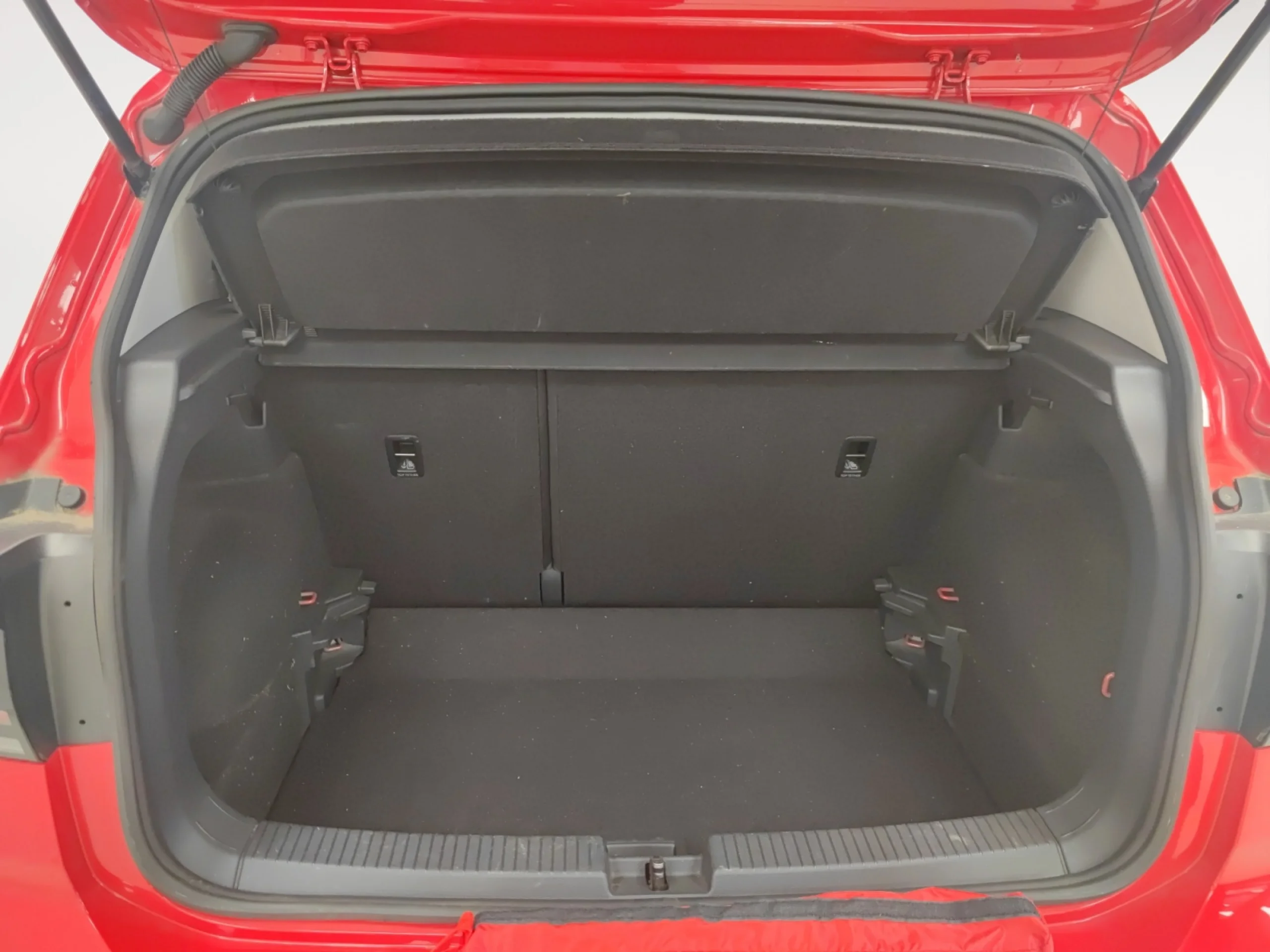 VOLKSWAGEN T CROSS ADVANCE 1.0 TSI 81KW (110CV) - Foto 7