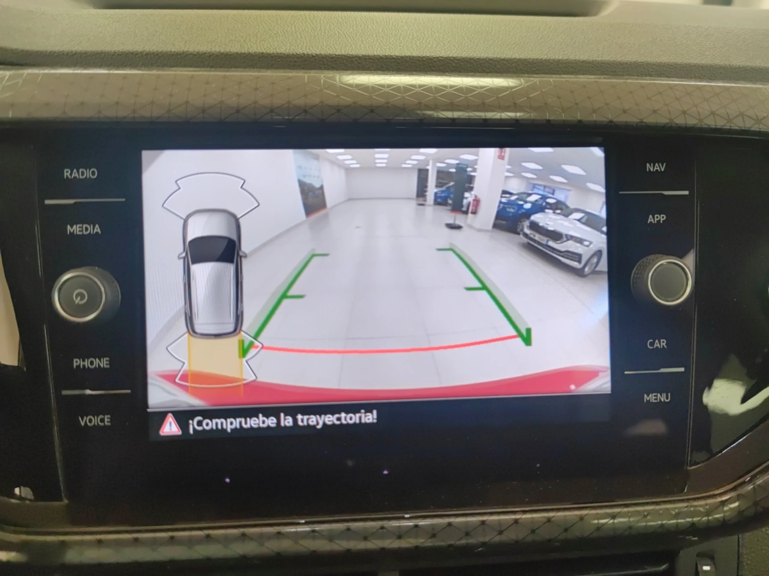 VOLKSWAGEN T CROSS ADVANCE 1.0 TSI 81KW (110CV) - Foto 14