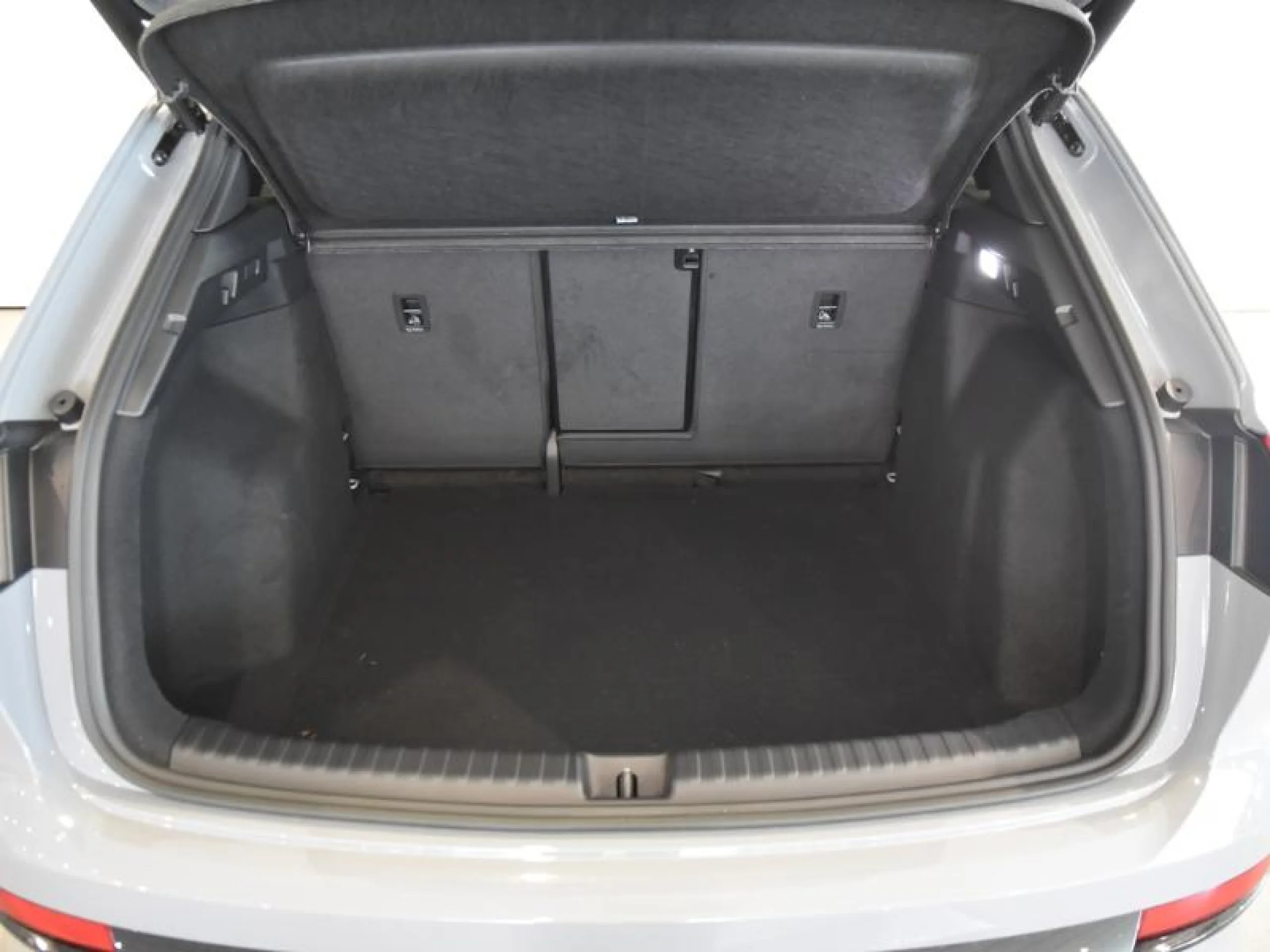 AUDI Q4 E TRON BLACK LINE EDITION 45 E TRON 210KW 82KWH - Foto 7
