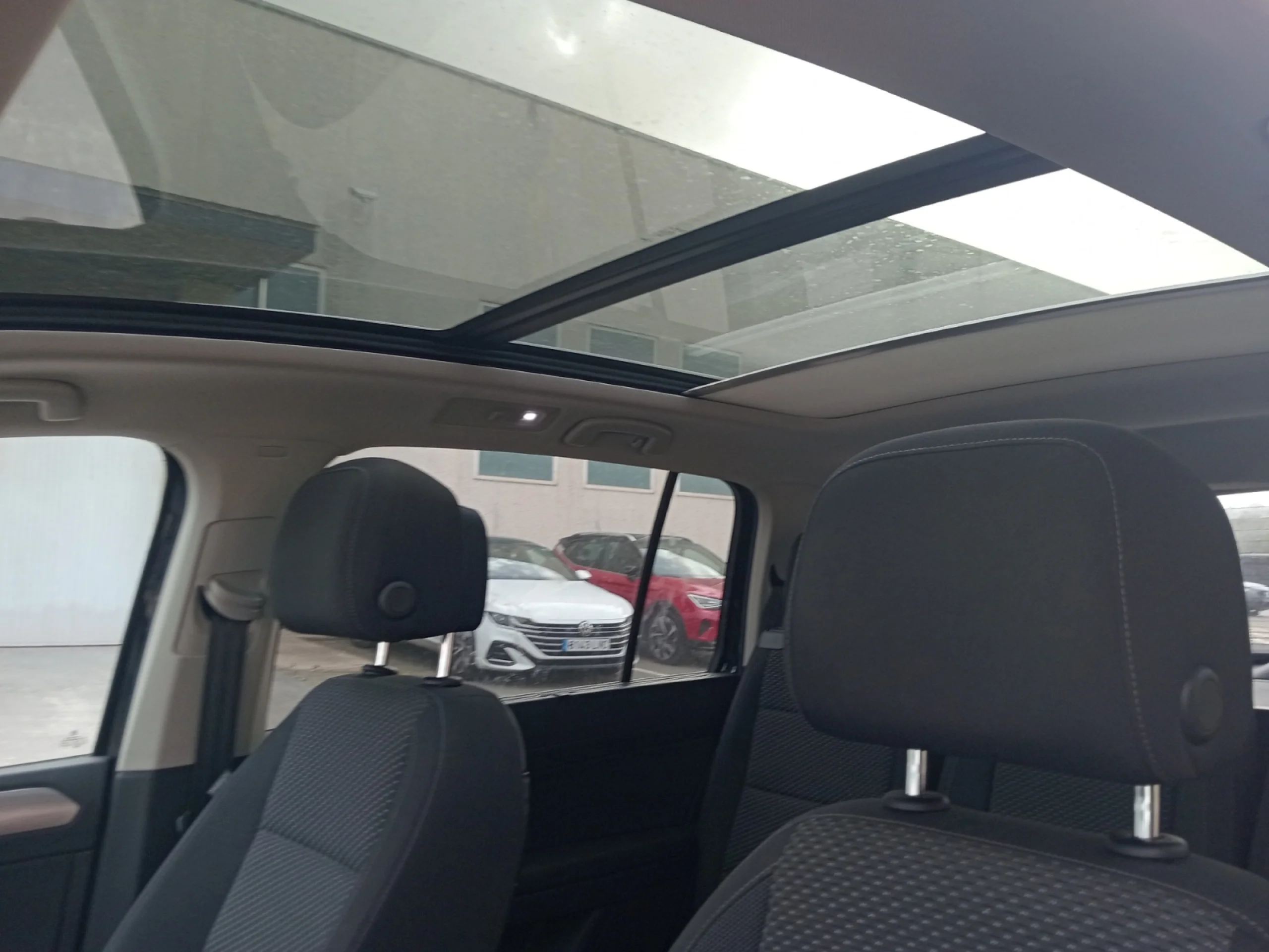 VOLKSWAGEN TOURAN ADVANCE 2.0 TDI 110KW (150CV) DSG - Foto 14