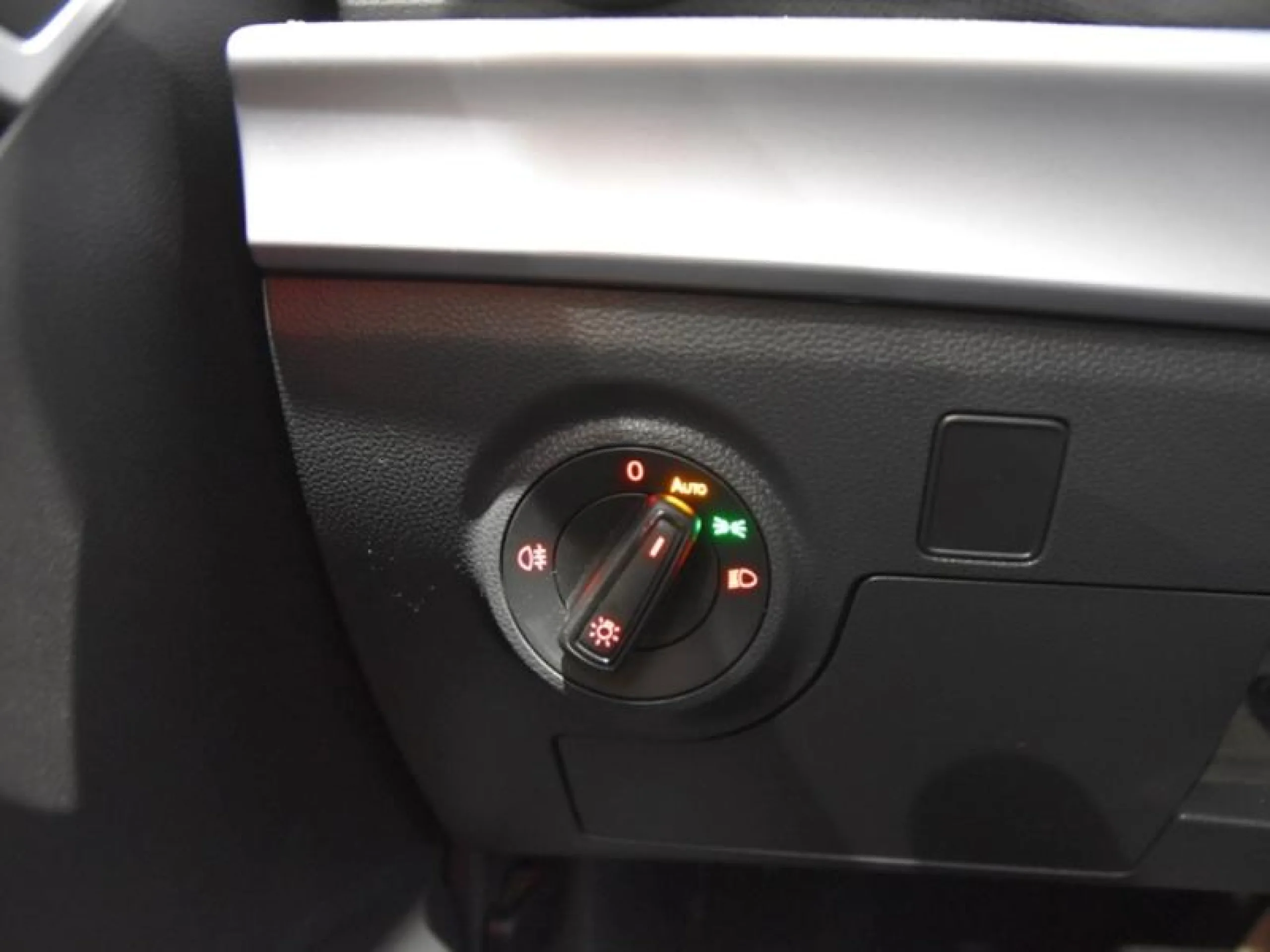 SEAT ARONA 1.0 TSI 81KW (110CV) DSG FR - Foto 19