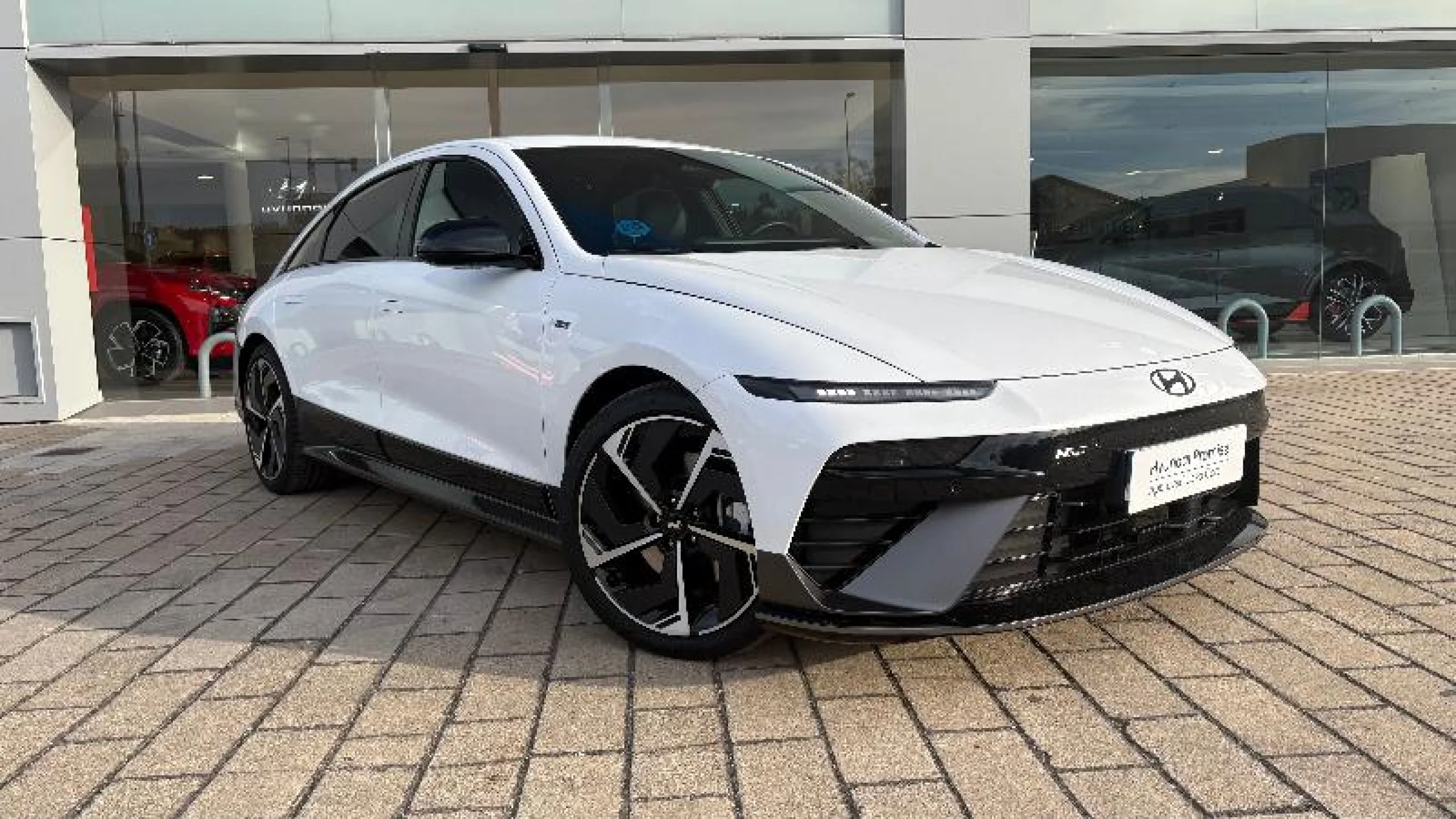 HYUNDAI Ioniq 6 239KW (325CV) 84KWH AWD N LINE - Foto 3