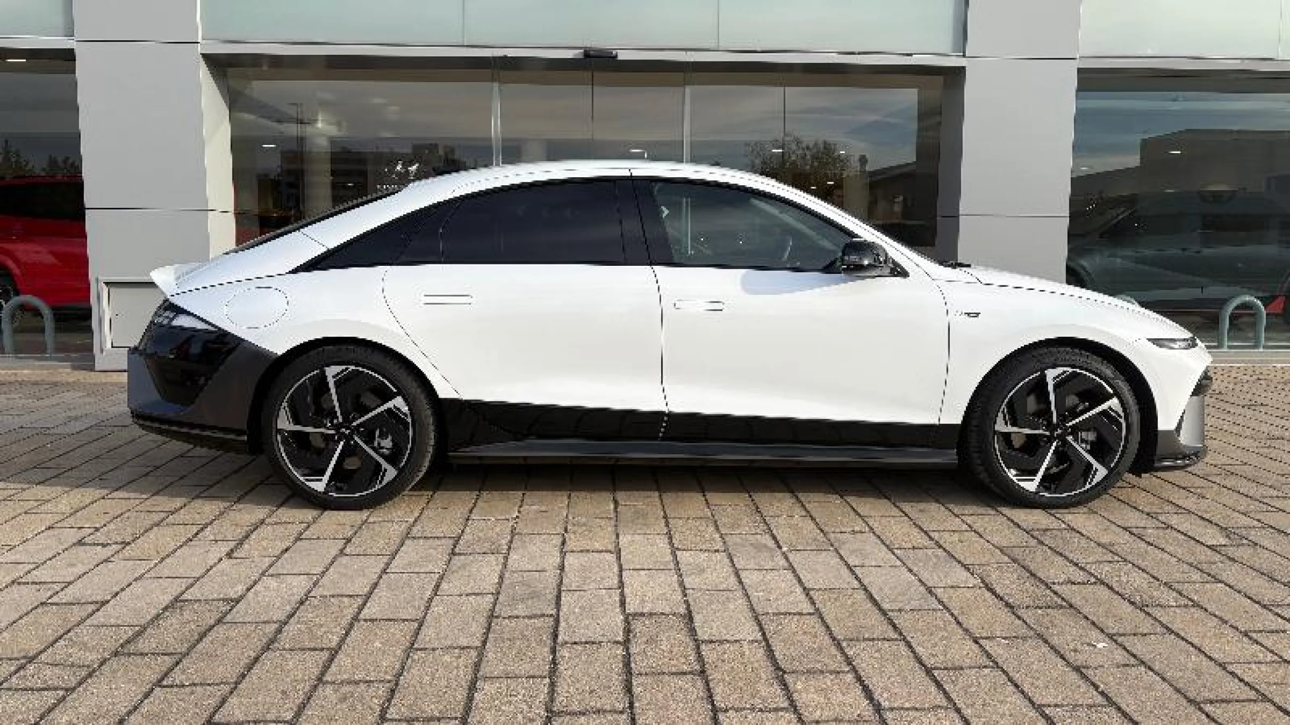 HYUNDAI Ioniq 6 239KW (325CV) 84KWH AWD N LINE - Foto 4